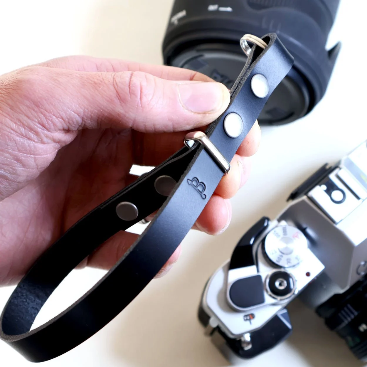 Scree Leather Camera Wrist Strap