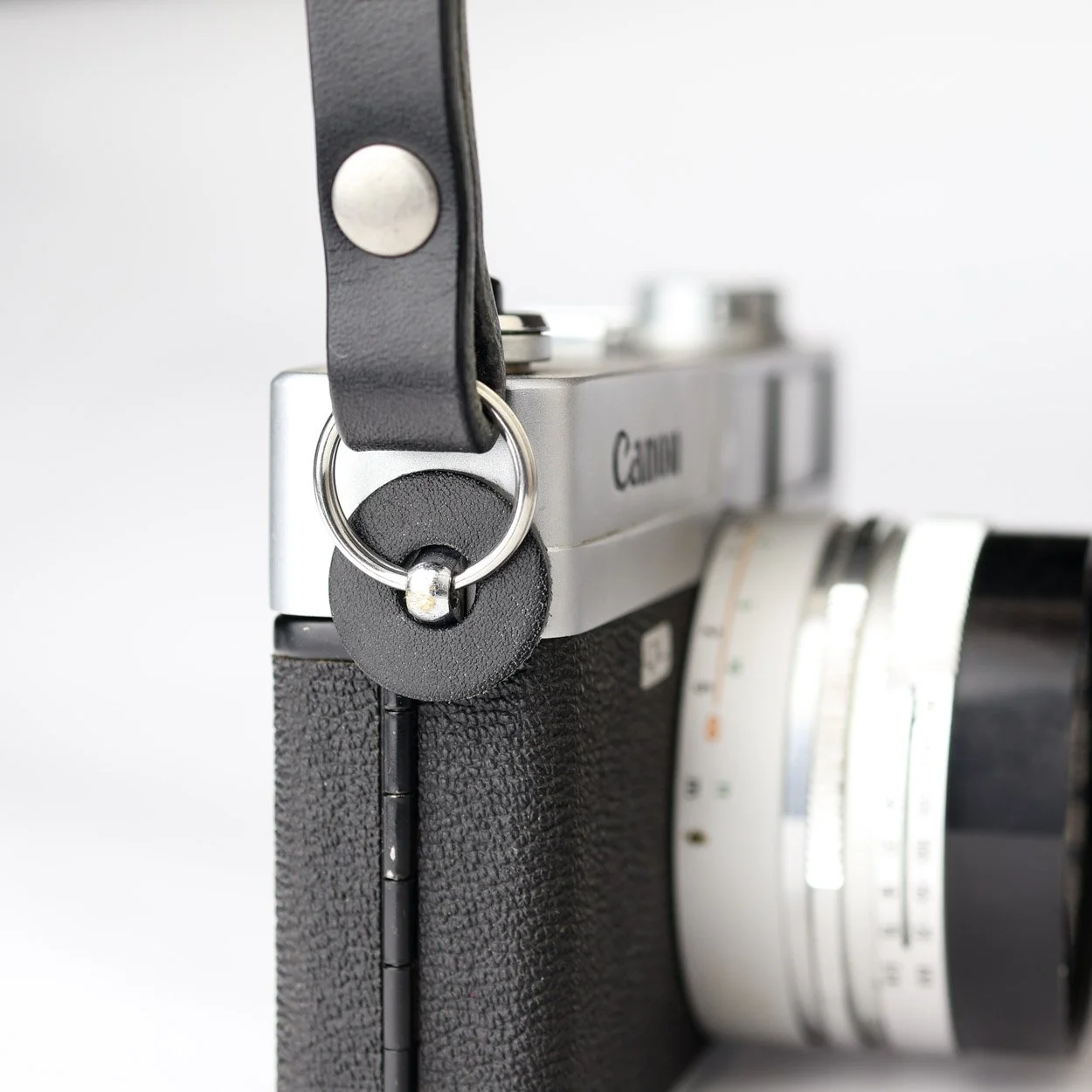 black camera strap bumpers