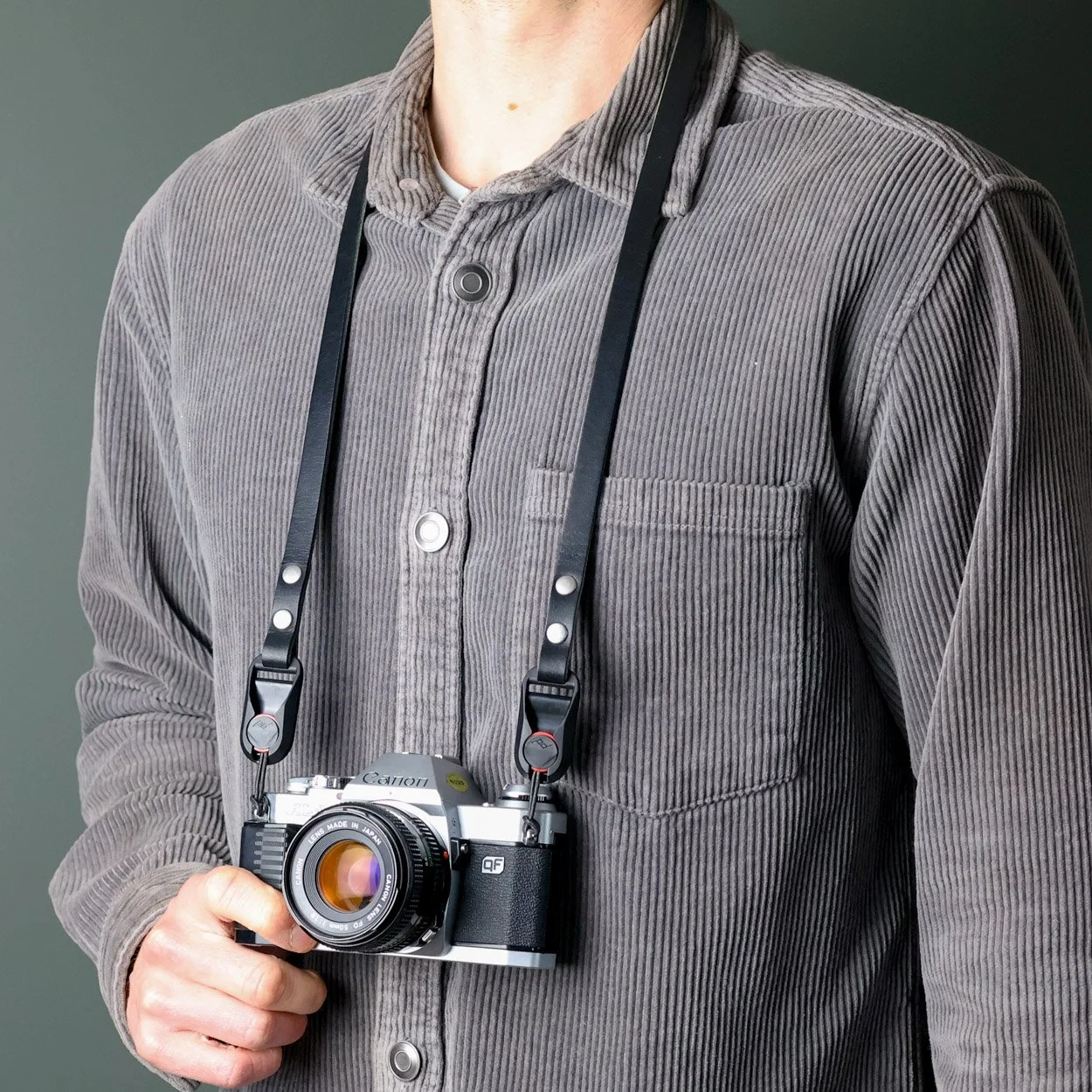 Canon leather camera strap peak design
