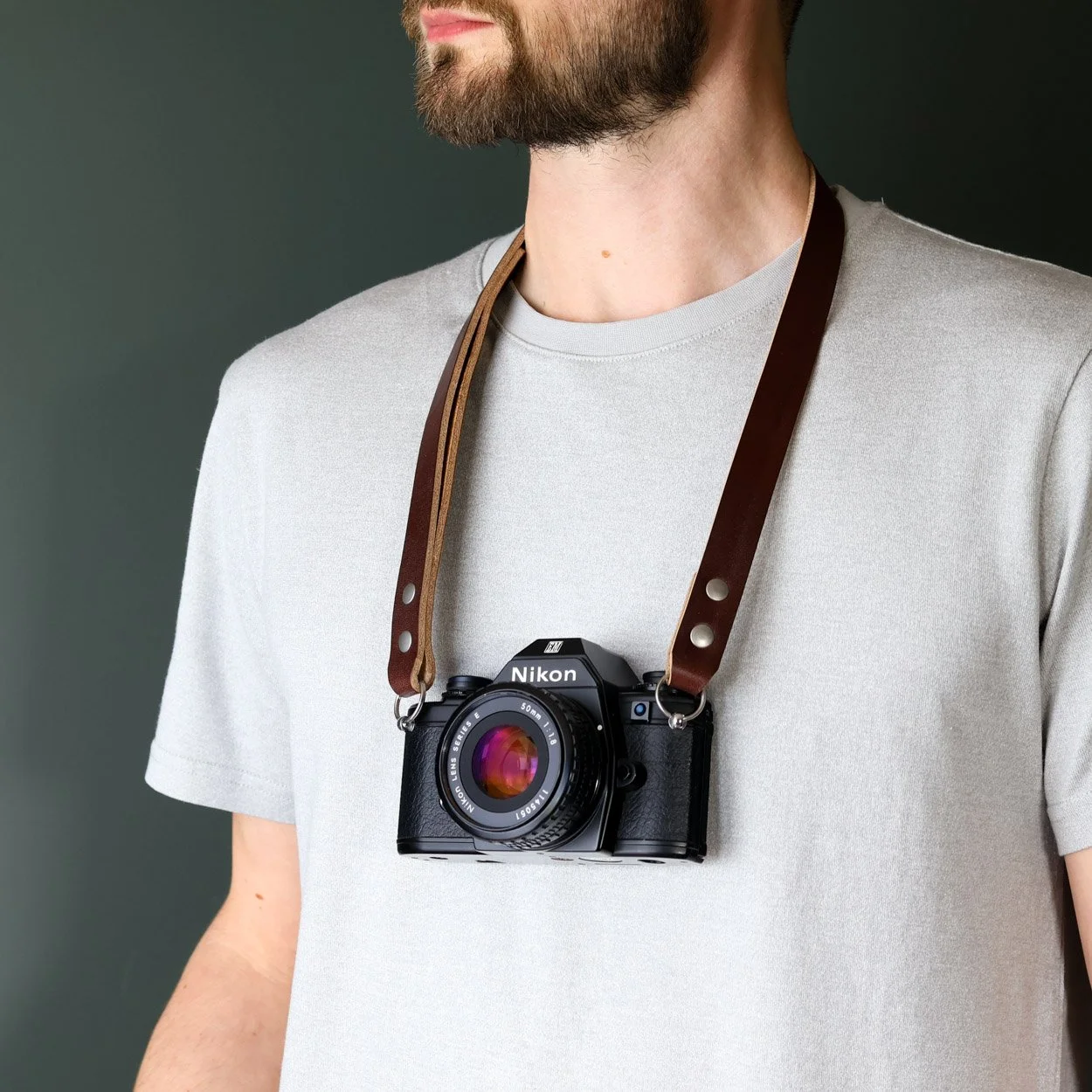 Vantage camera strap size guide
