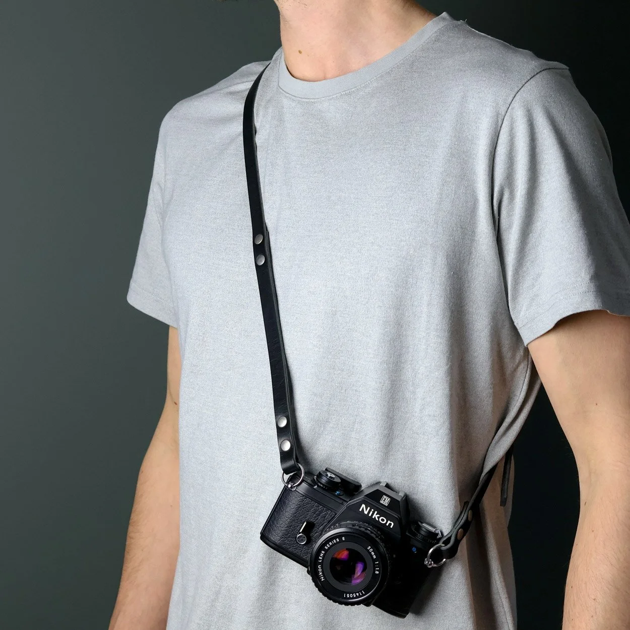 Sling camera strap leather