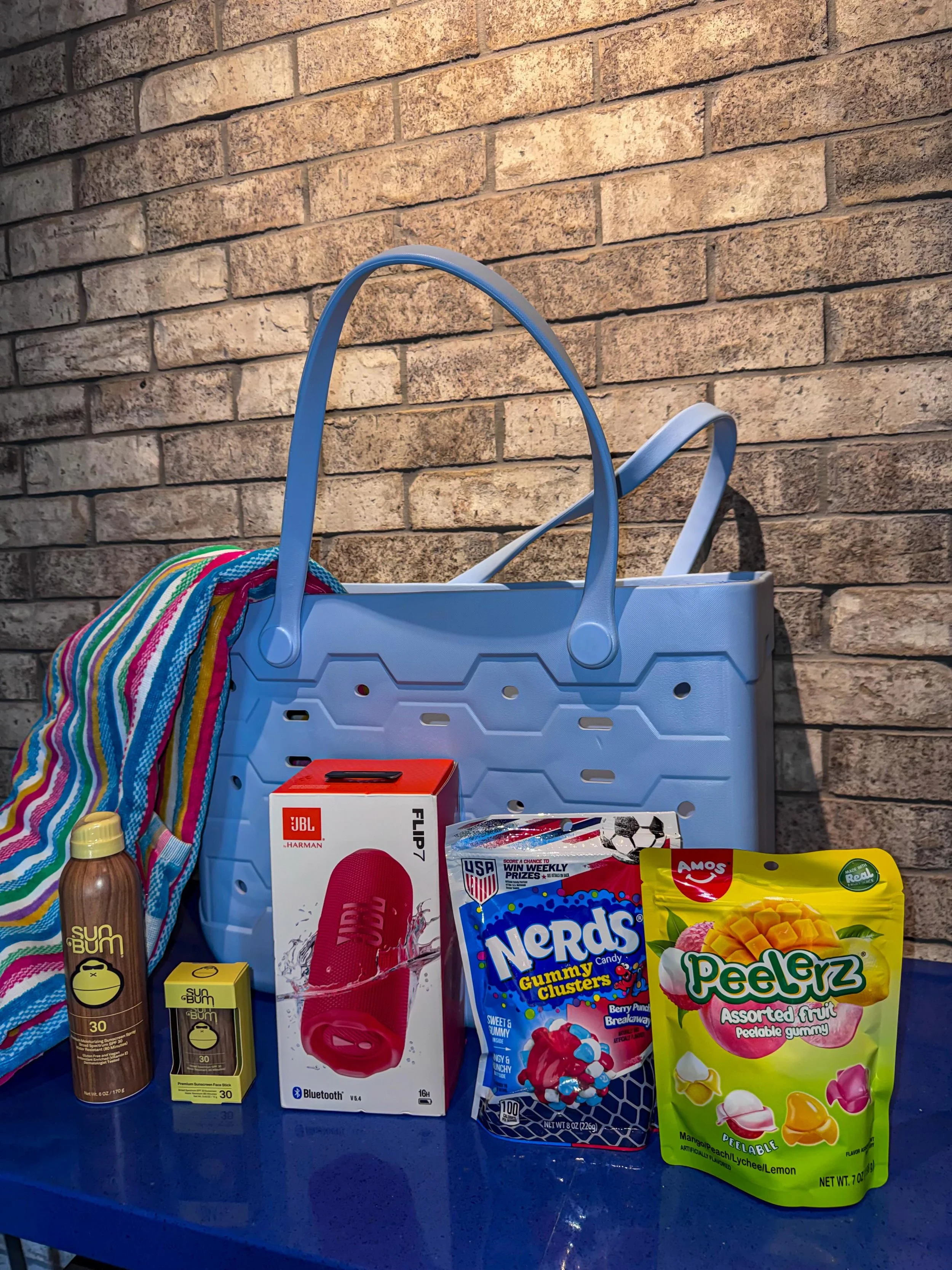 Win It Wednesday - Summer Essentials ☀️

We are stoked to be giving away this basket to one of our residents that includes a JBL flip 7, basket, beach towel, snacks and sun protection.

How to enter:
1. Like this post
2. Tag a friend in the comments 