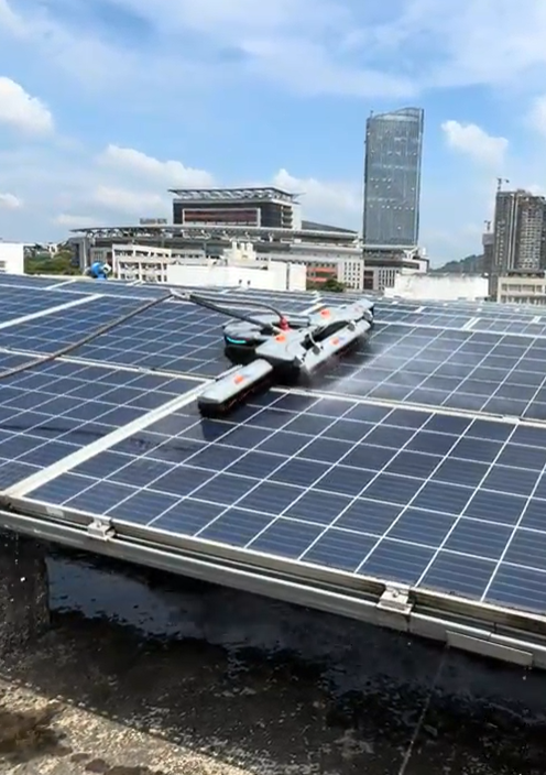 IFBOT M20 cleaning solar panel on rooftop
