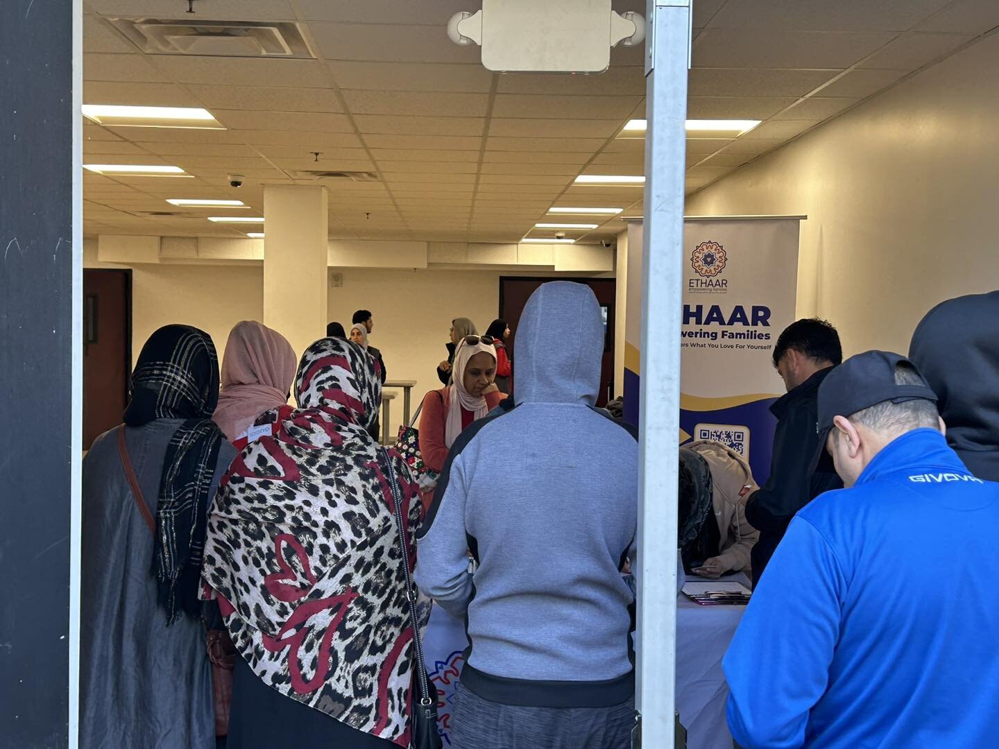 We recently applied for an Islamic Relief USA grant to provide us with food boxes for the underserved in Clarkston. Yesterday Ethaar, in conjunction with Masjid Al-Momineen, distributed 250 boxes of nonperishable food items. 

We are very proud of Al
