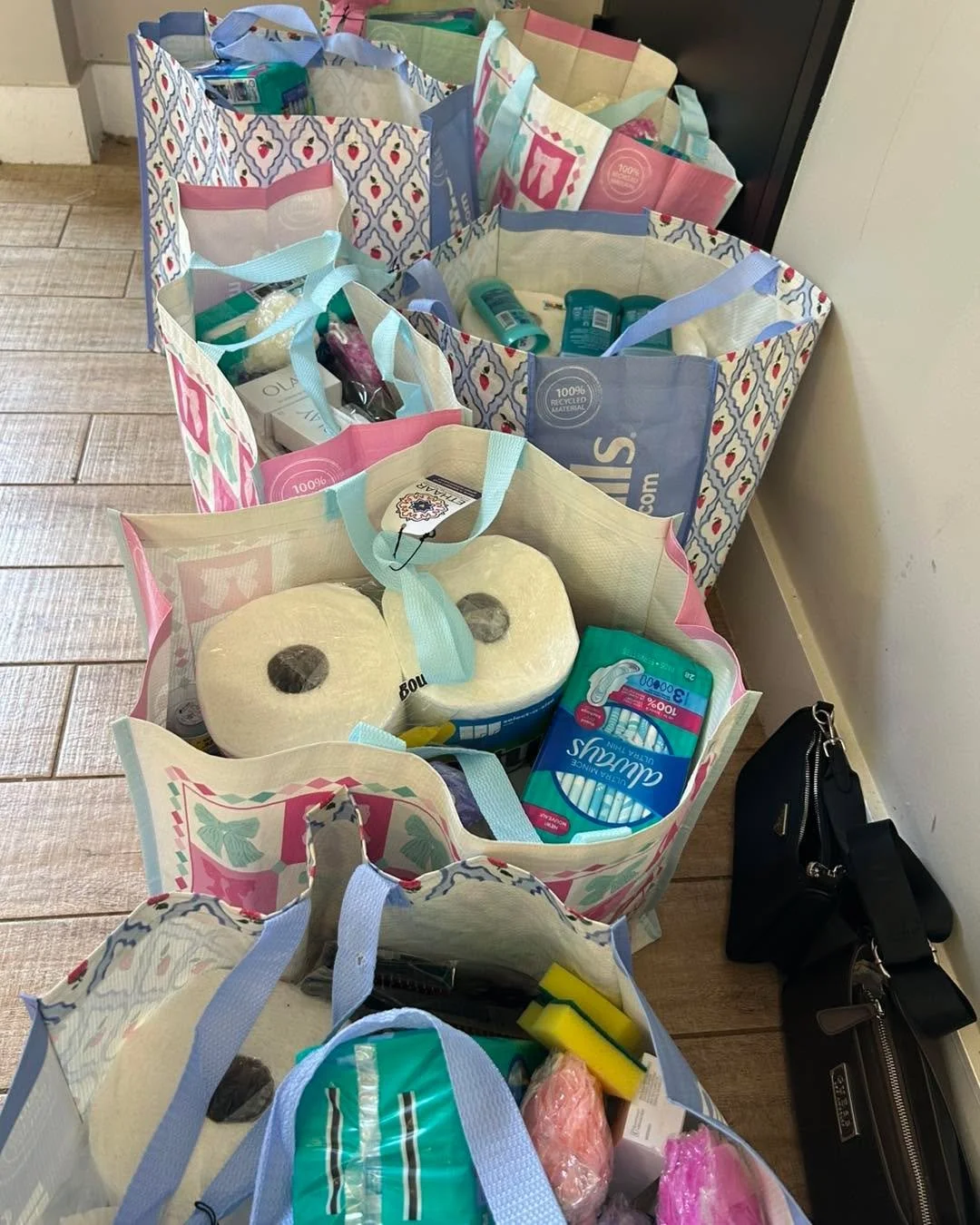 Help Us Keep Families Clean &amp; Healthy 

Every day, families come to Ethaar needing basic hygiene and cleaning supplies. With inflation at an all-time high, many are struggling to afford the essentials needed for personal grooming and maintaining 