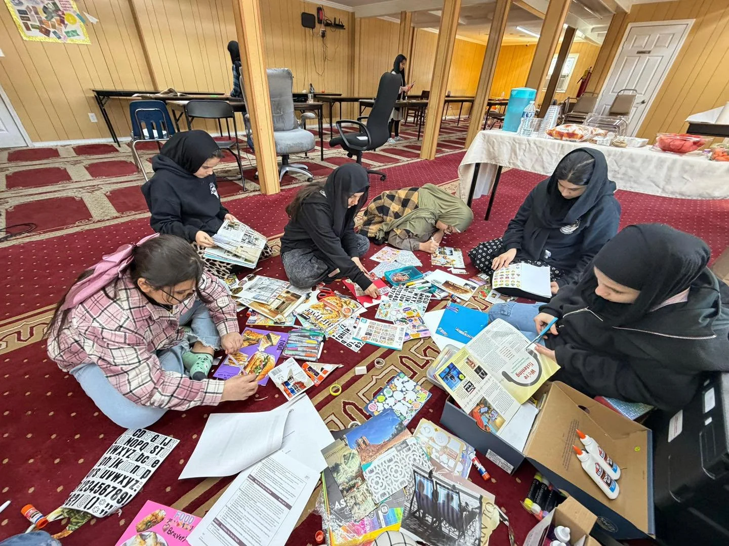 Girls Rising Strong &ndash; Session 11: Gratitude

These amazing girls engaged in meaningful group work where they:
 &bull; Identified areas of gratitude in their own lives
 &bull; Shared gratitude with one another
 &bull; Reflected on the overarchin