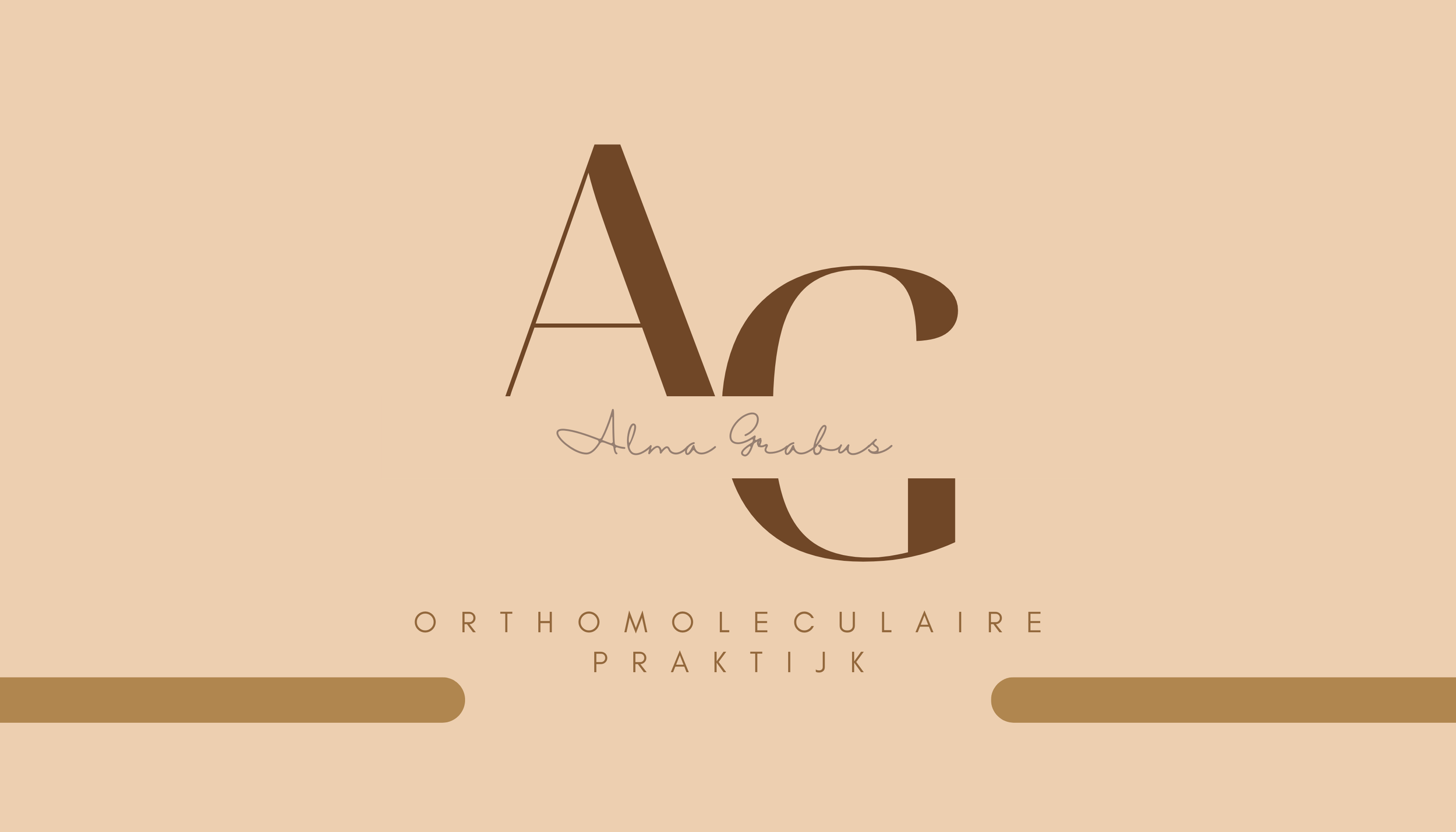 Ontwerp met grote letters 'A' en 'G' en de tekst 'Alma Grabus', 'Orthomoleculaire Praktijk' op een beige achtergrond met bruine horizontale lijnen.