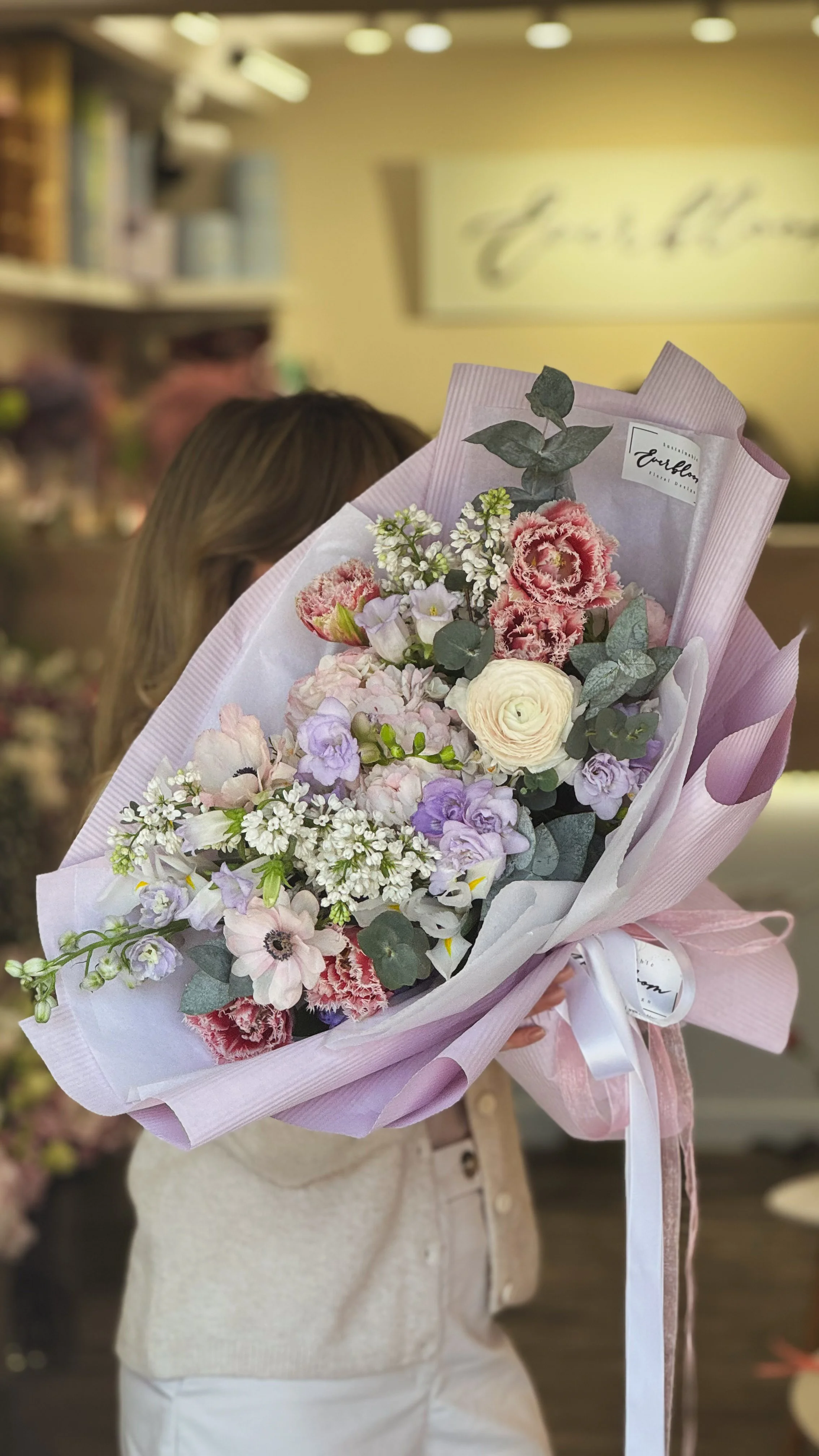 Buchet Spring Reverie - 430 lei