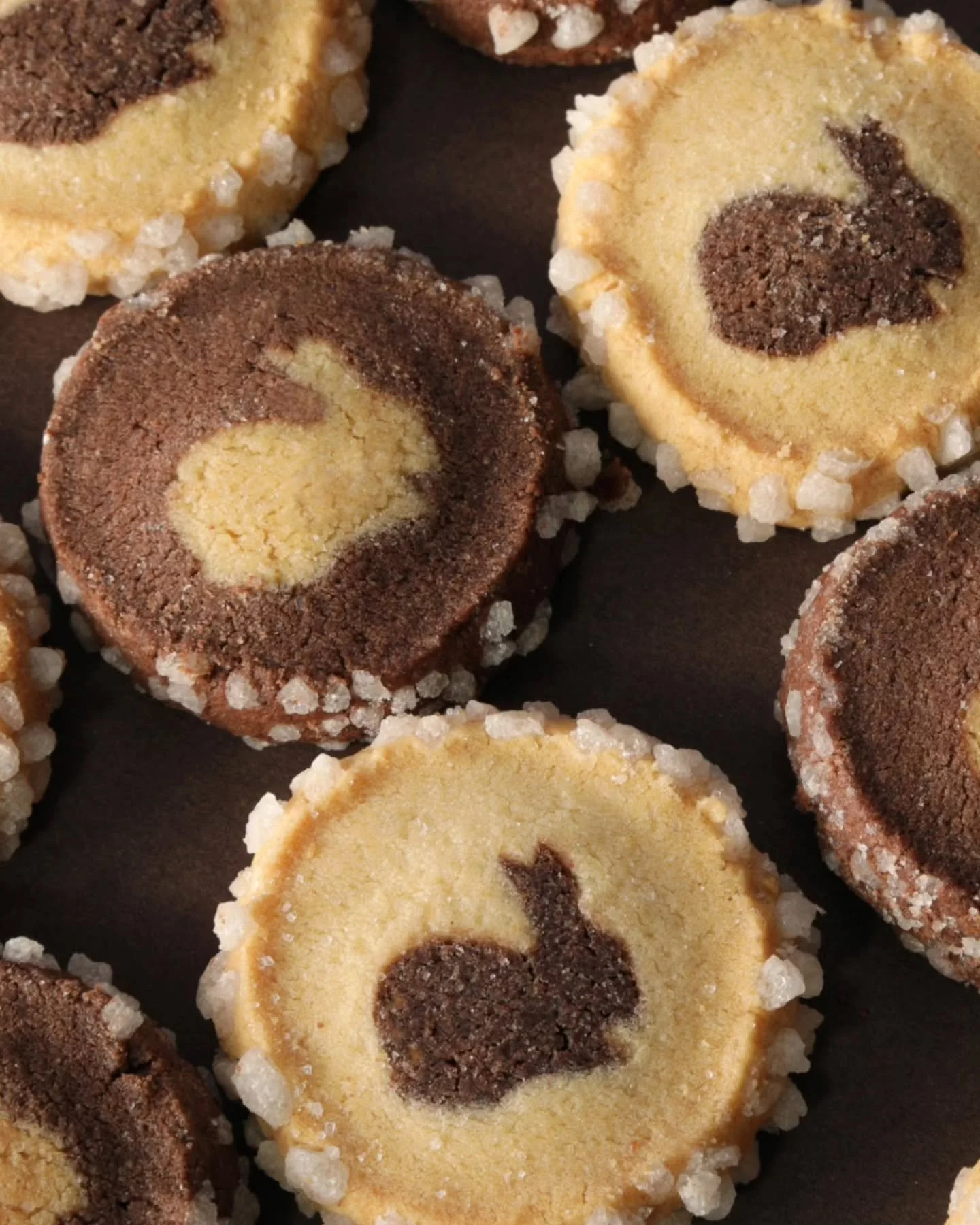 Shooting inspiration 🐇 avec les sabl&eacute;s gourmands de @blancetcacao 

#photoculinaire #foodstyling #artisanatfrancais #photoproduit #foodphotography