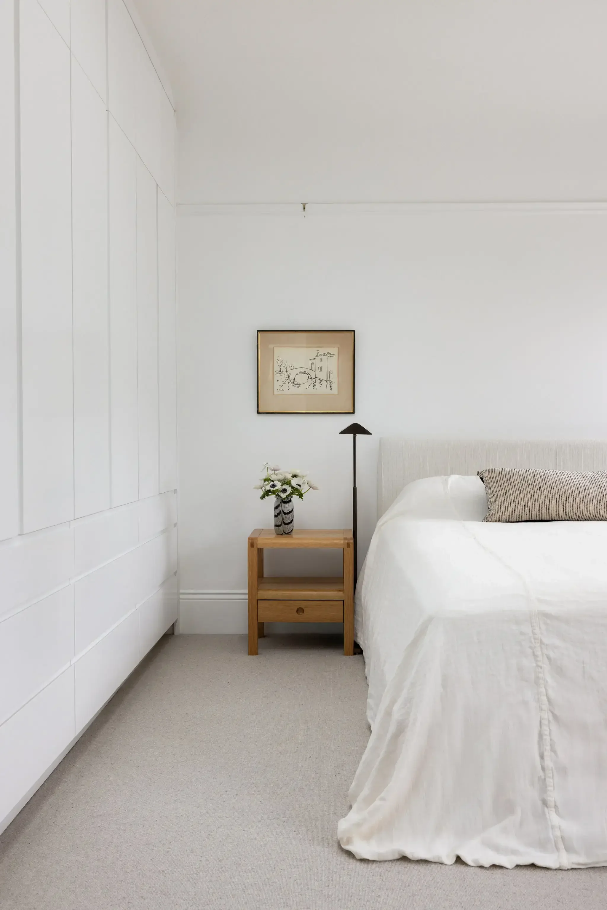 white-bedroom-design-studio-vae-san-francisco.webp