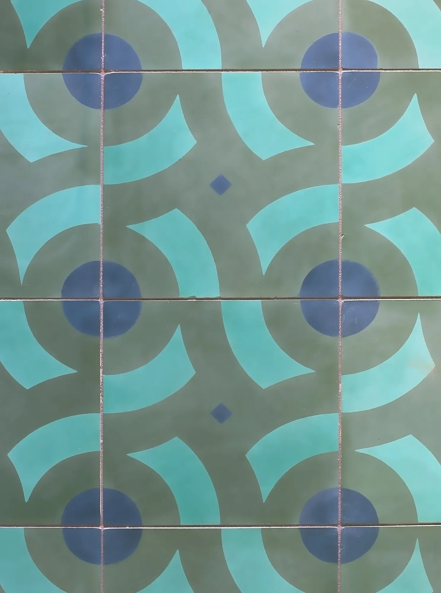 bathroom-luxurious-moroccan-inspired-floor-tiles-claremont-berkeley-studio-vae.webp
