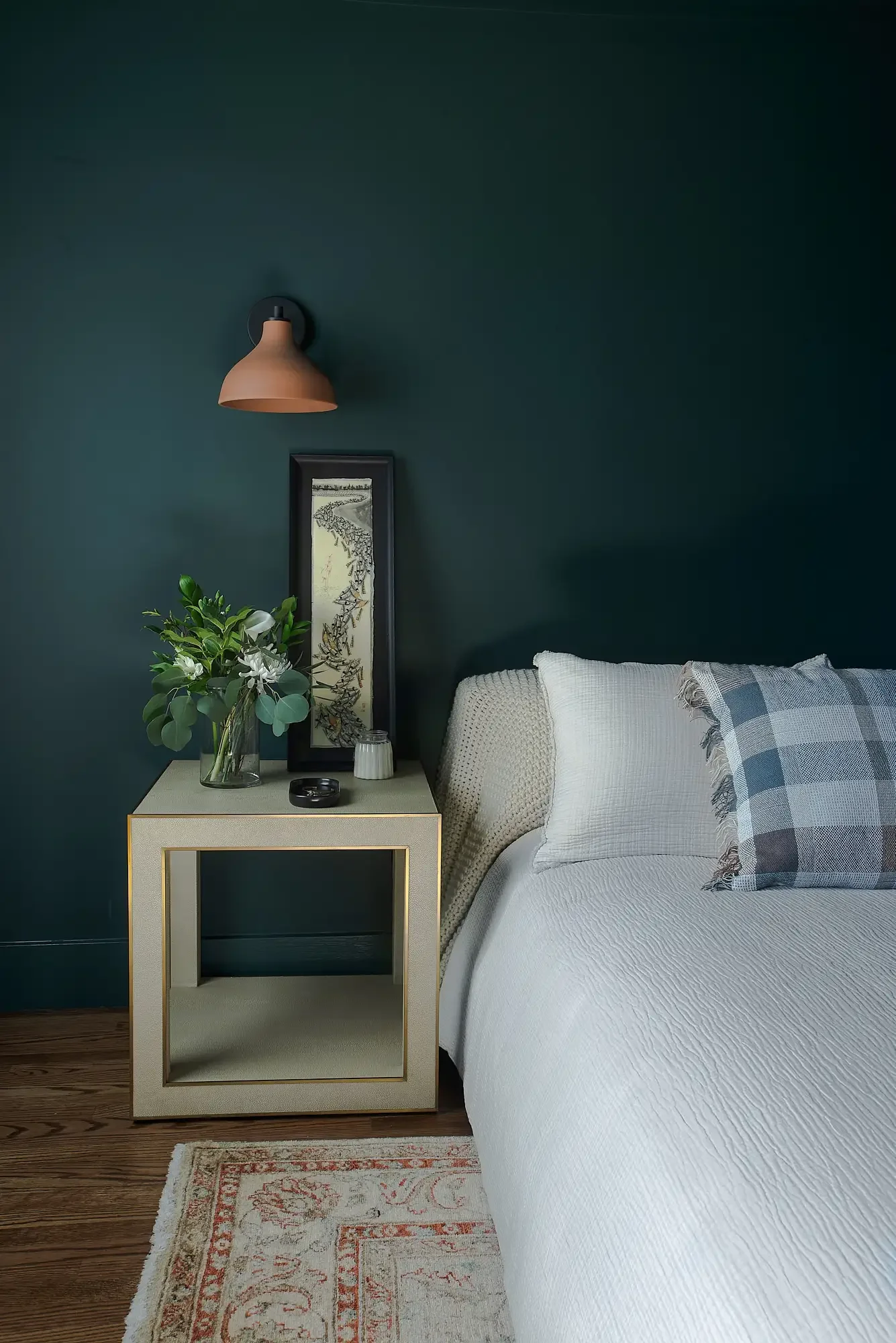 bedroom-shagreen-nightstand-terracotta-sconce-claremont-berkeley-studio-vae.webp