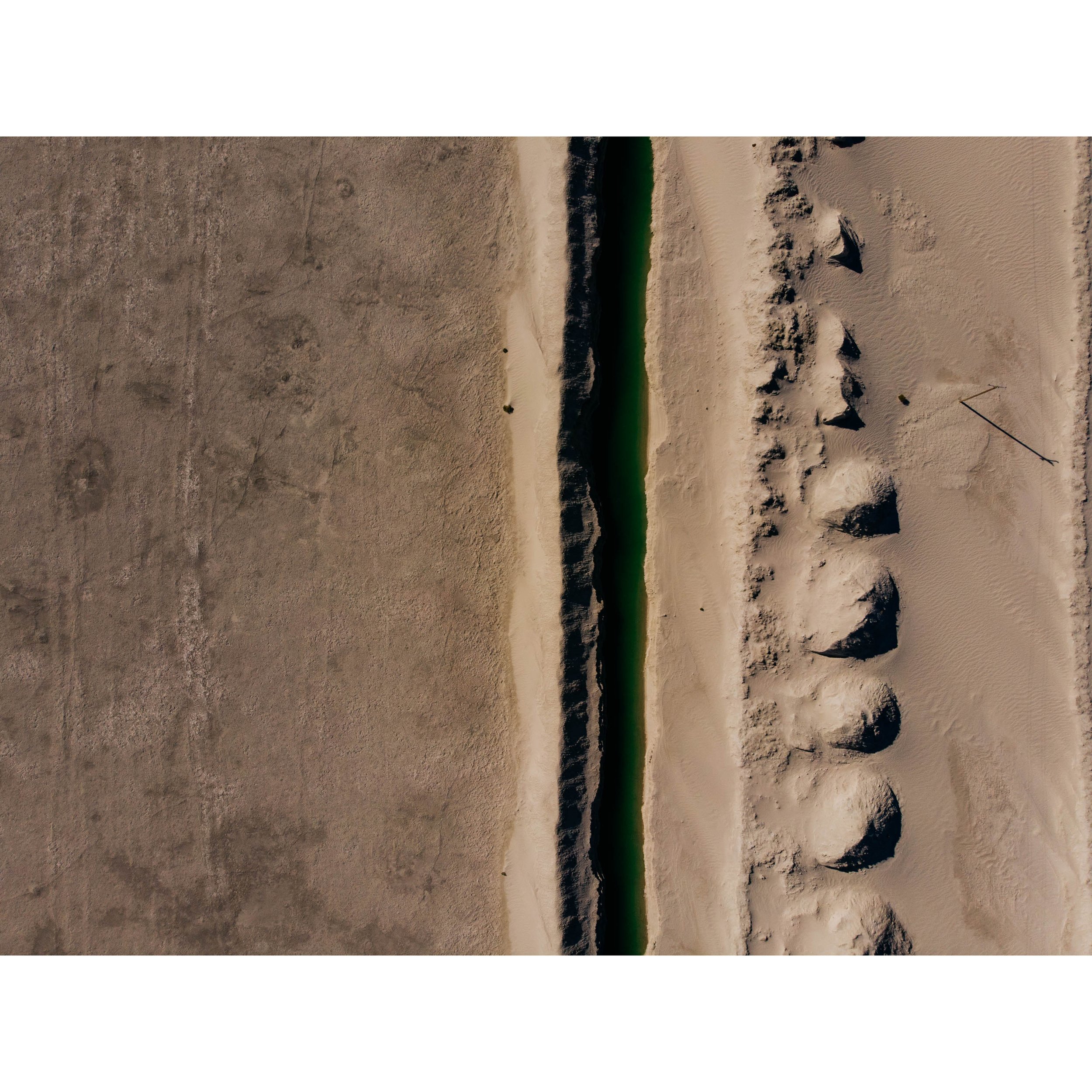 bonneville-salt-flats-drone-flight-Adam-Chapin-Photography-11.jpg