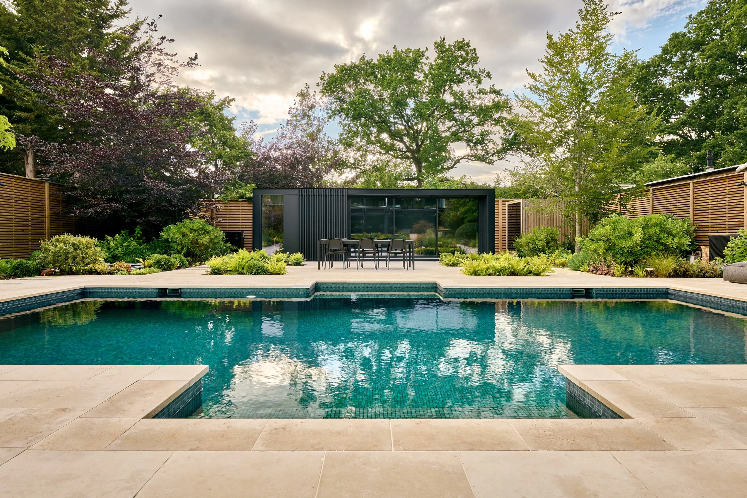Huf Haus Surrey | Butler Harwell - Outoor dining - all weather speakers .jpg