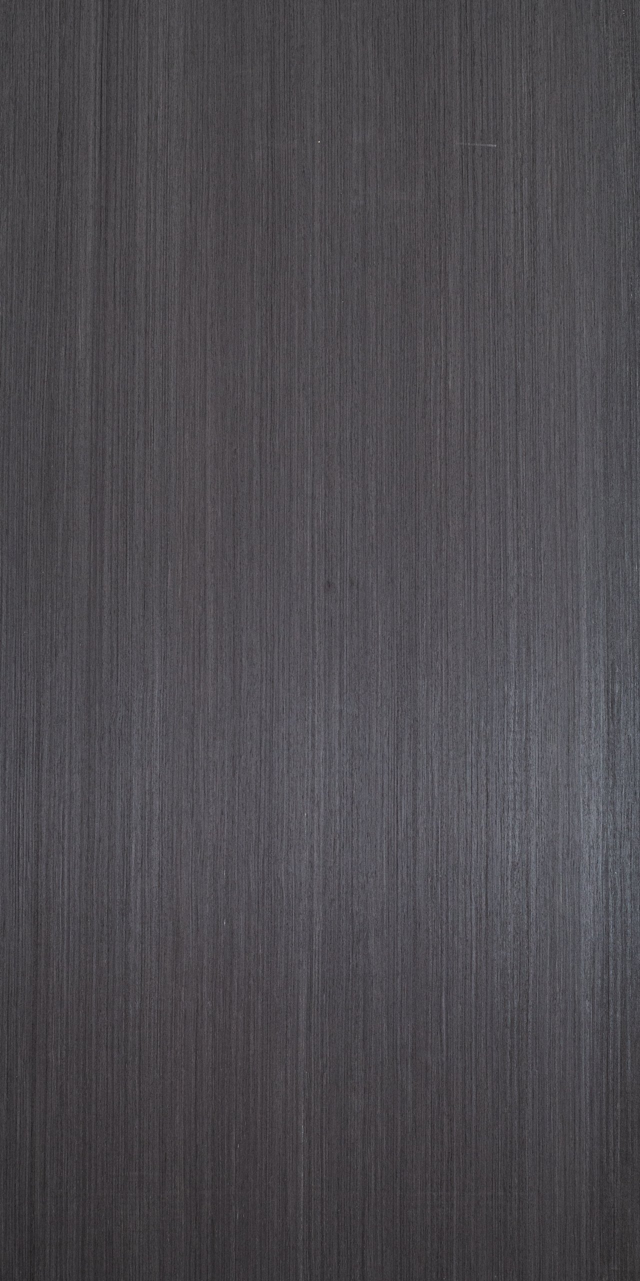 Especie: Negro Carbon PC / Armado: Resbalado / Medida: 4X8 (1.22X2.44m)