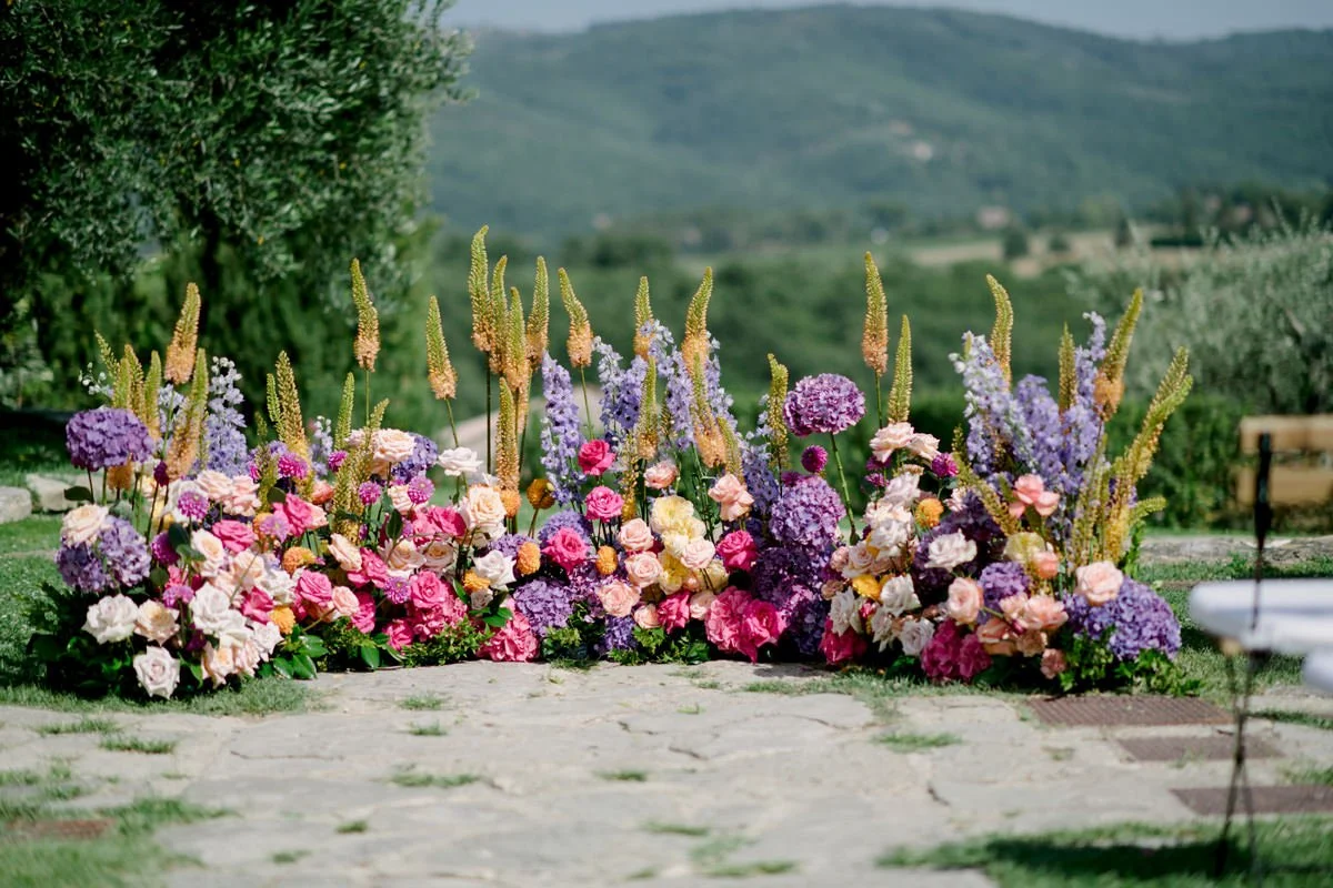 Wedding Florist deceoration in Tuscany