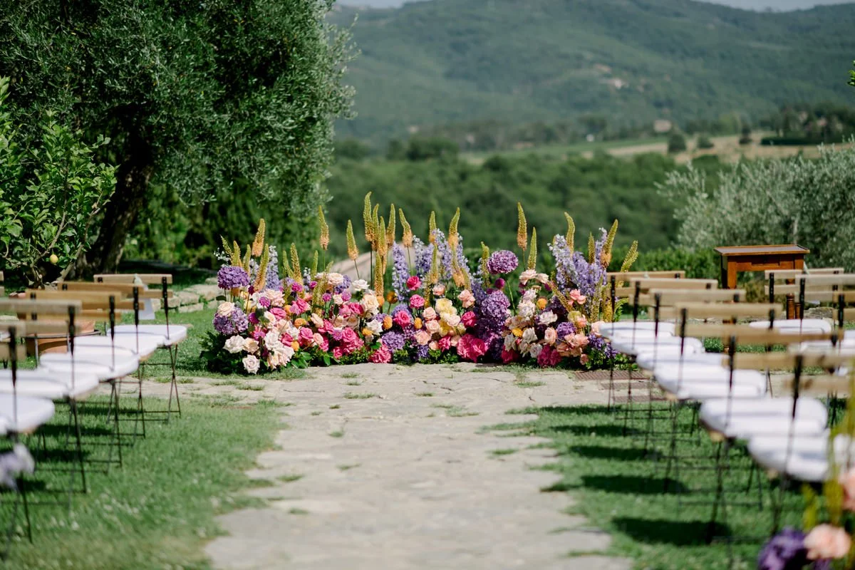 Ceremony flowers at Casa Cornacchi wedding in Tuscany