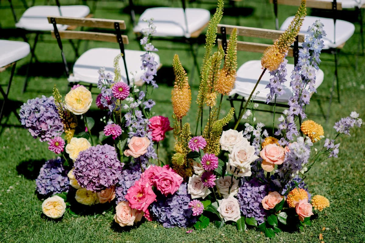 Flowers floor piece at wedding ceremony in Tuscany