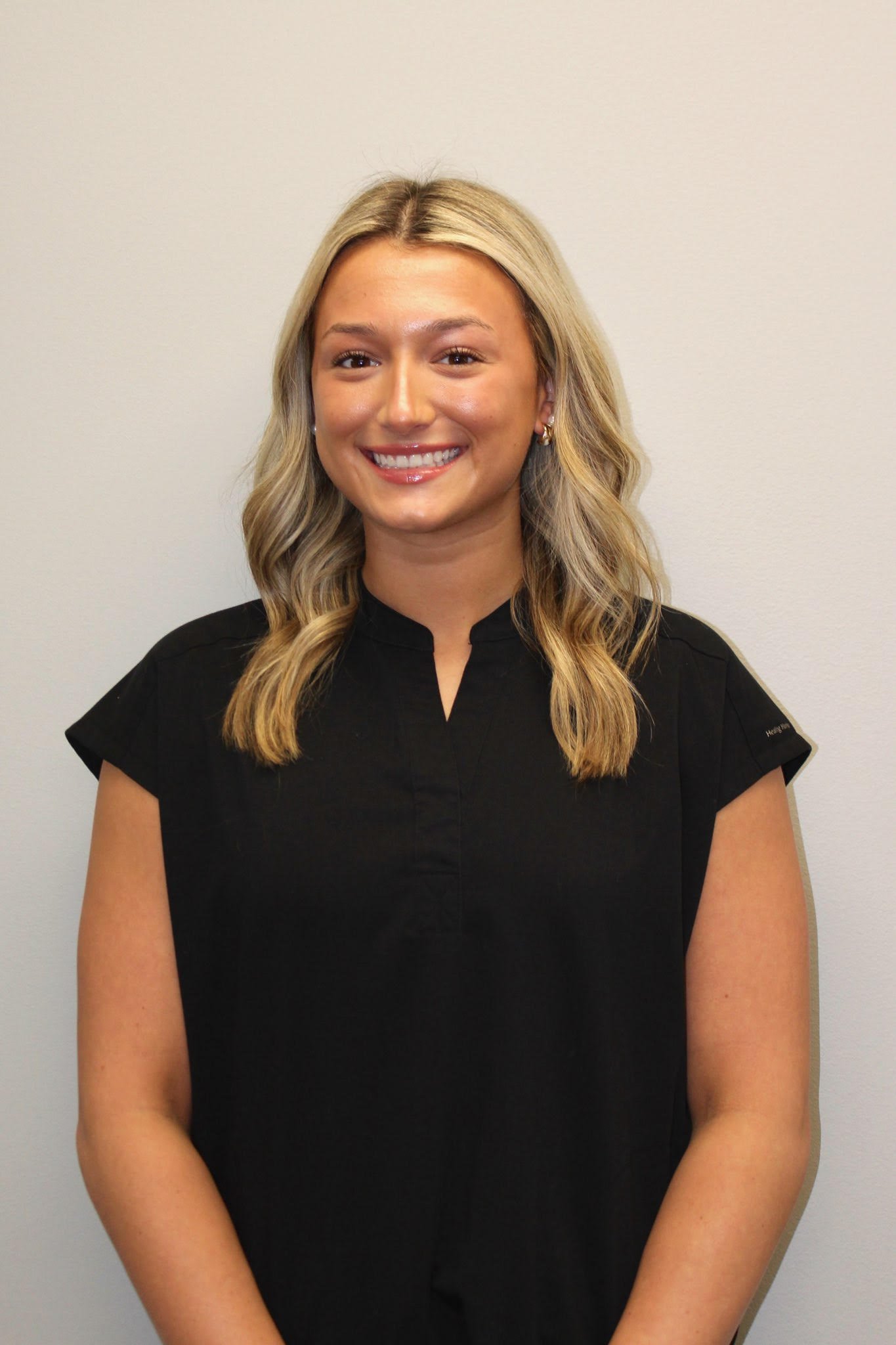 assistant to david bowen at north alabama orthodontics in muscle shoals alabama for braces and teeth issues