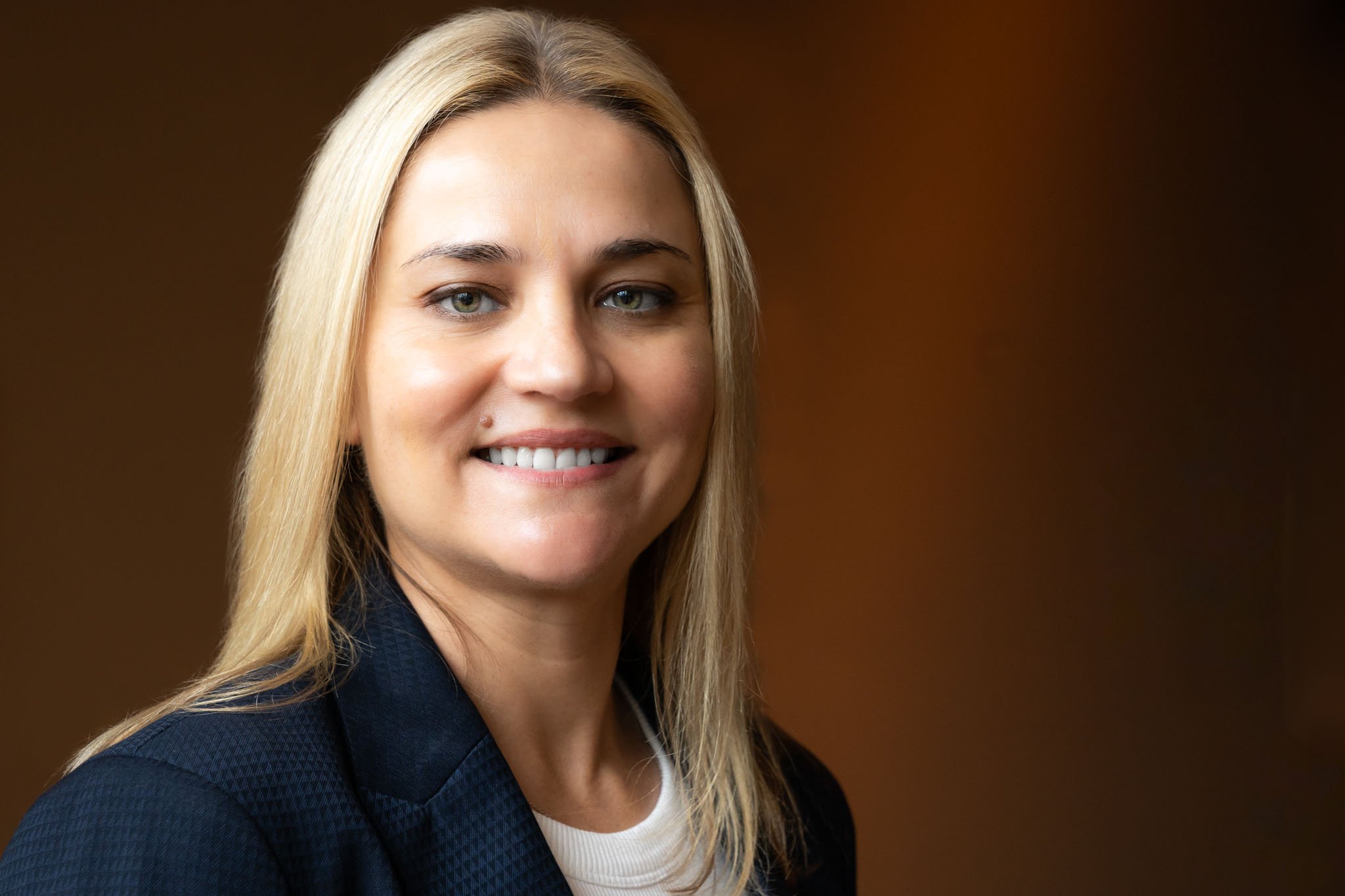 A corporate headshot should show trust, professionalism and credibility