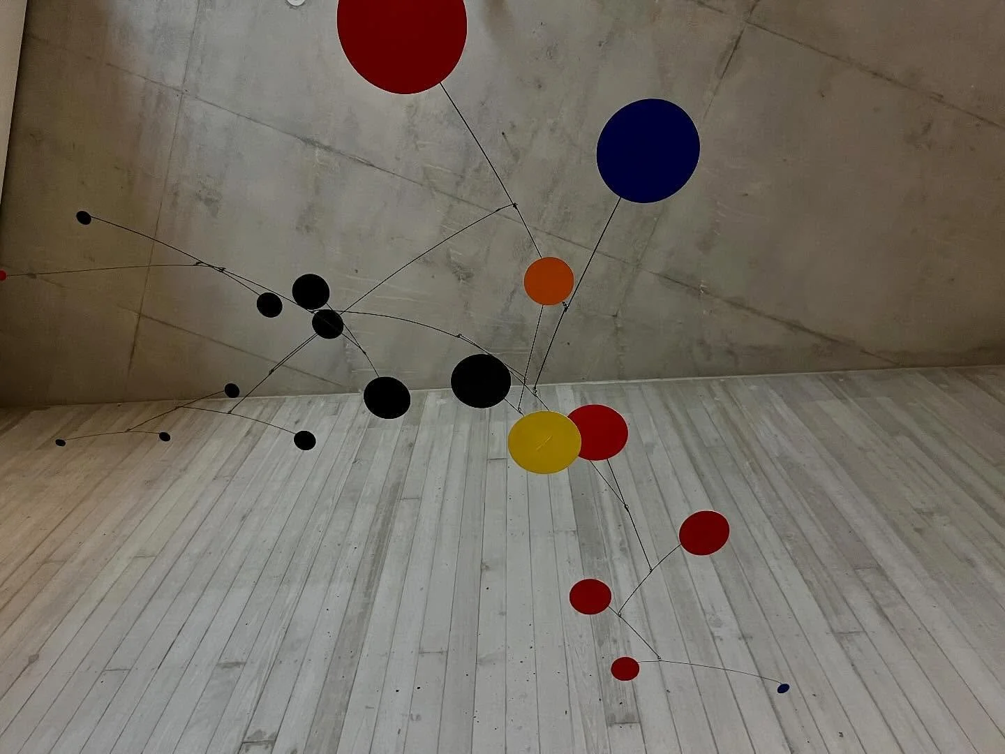 Bold balance and playful motion at the Calder Museum 🎯✨ Sculptural poetry in steel. #Calder #ArtInMotion #ModernArt 💫🔴🖤