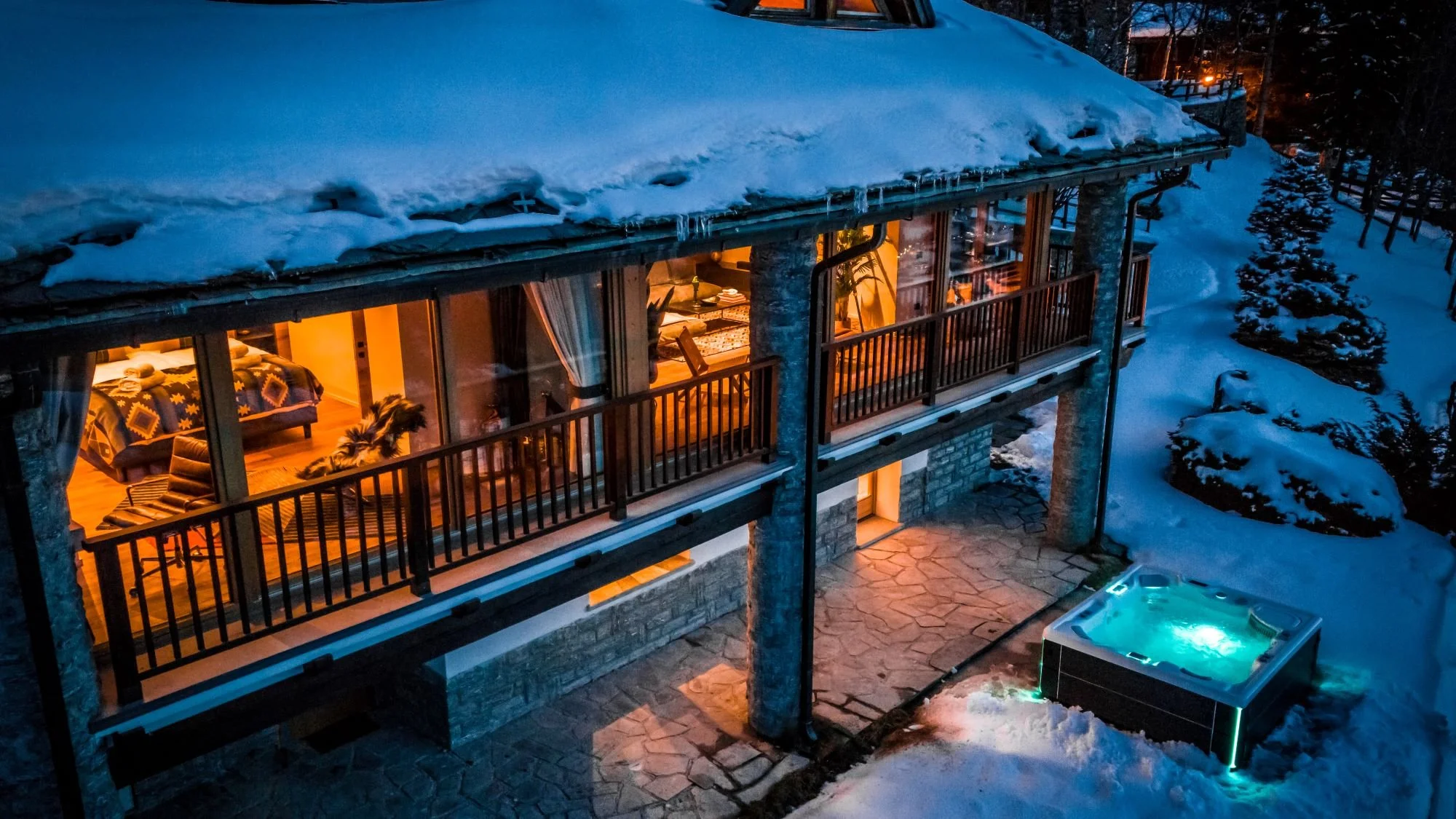 Chalet Snøstorm in Valtournenche - exterior at night