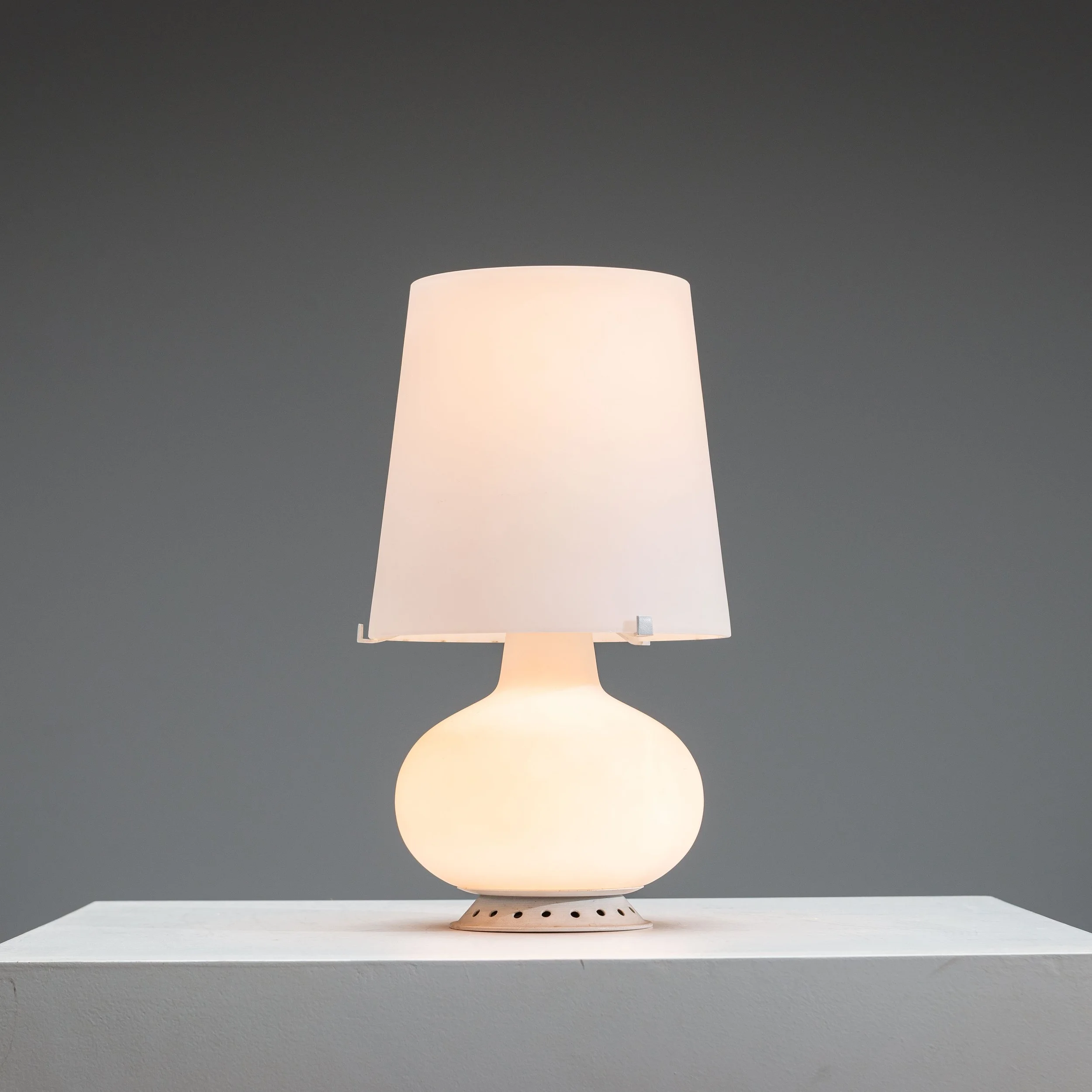 Max Ingrand model 1853 Fontana Arte table lamp