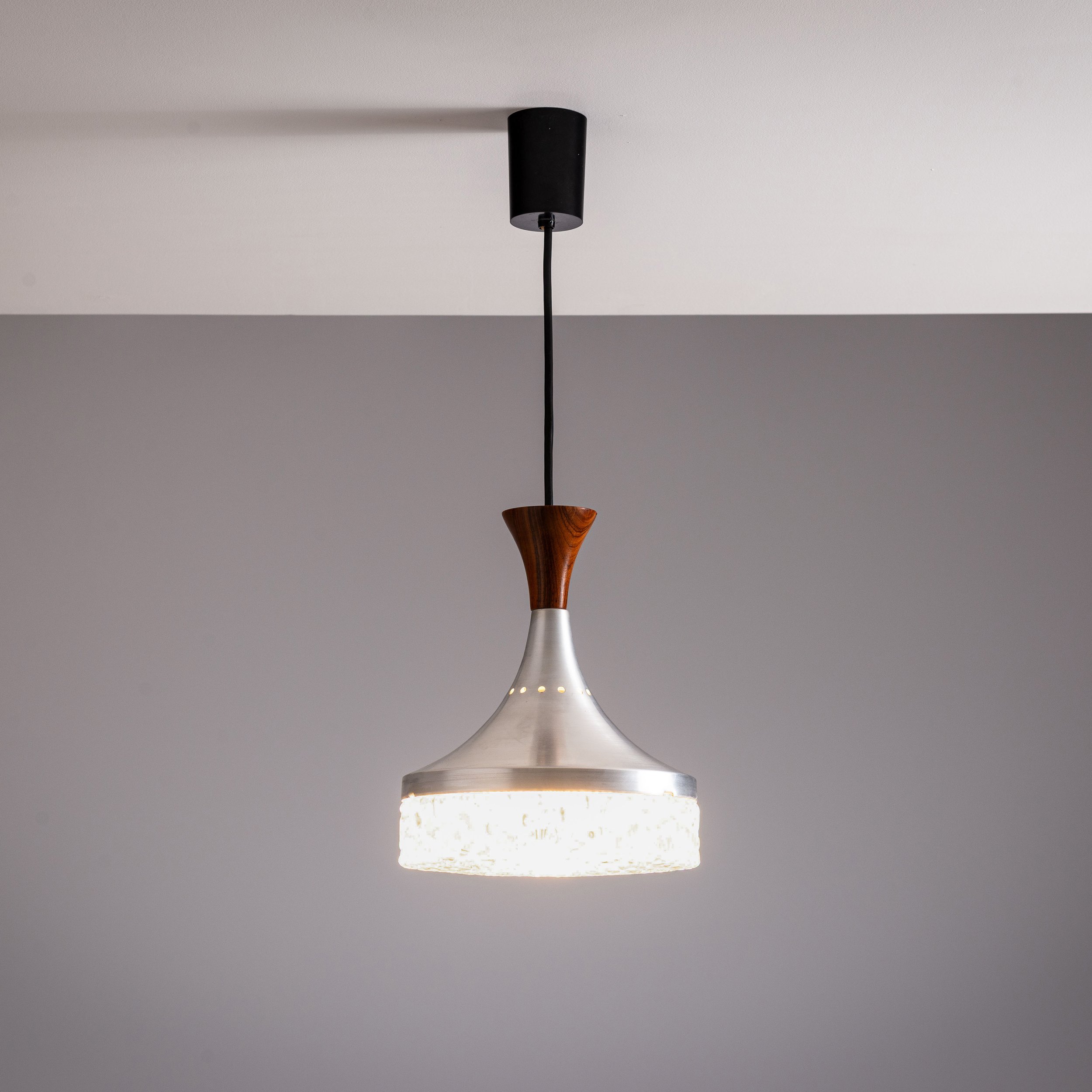 Sölken Leuchten pendant with aluminium and wood