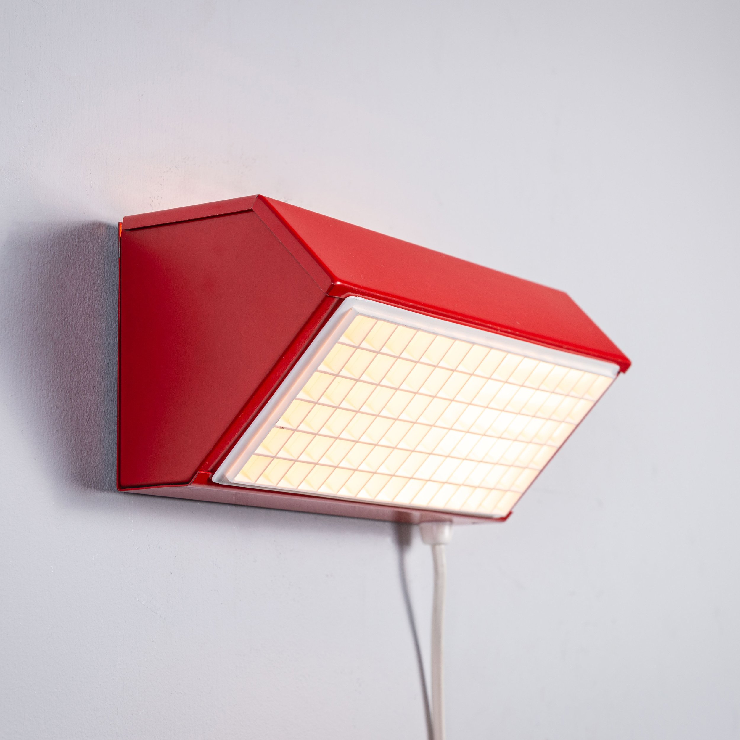 Sussa wall lamp by Ikea