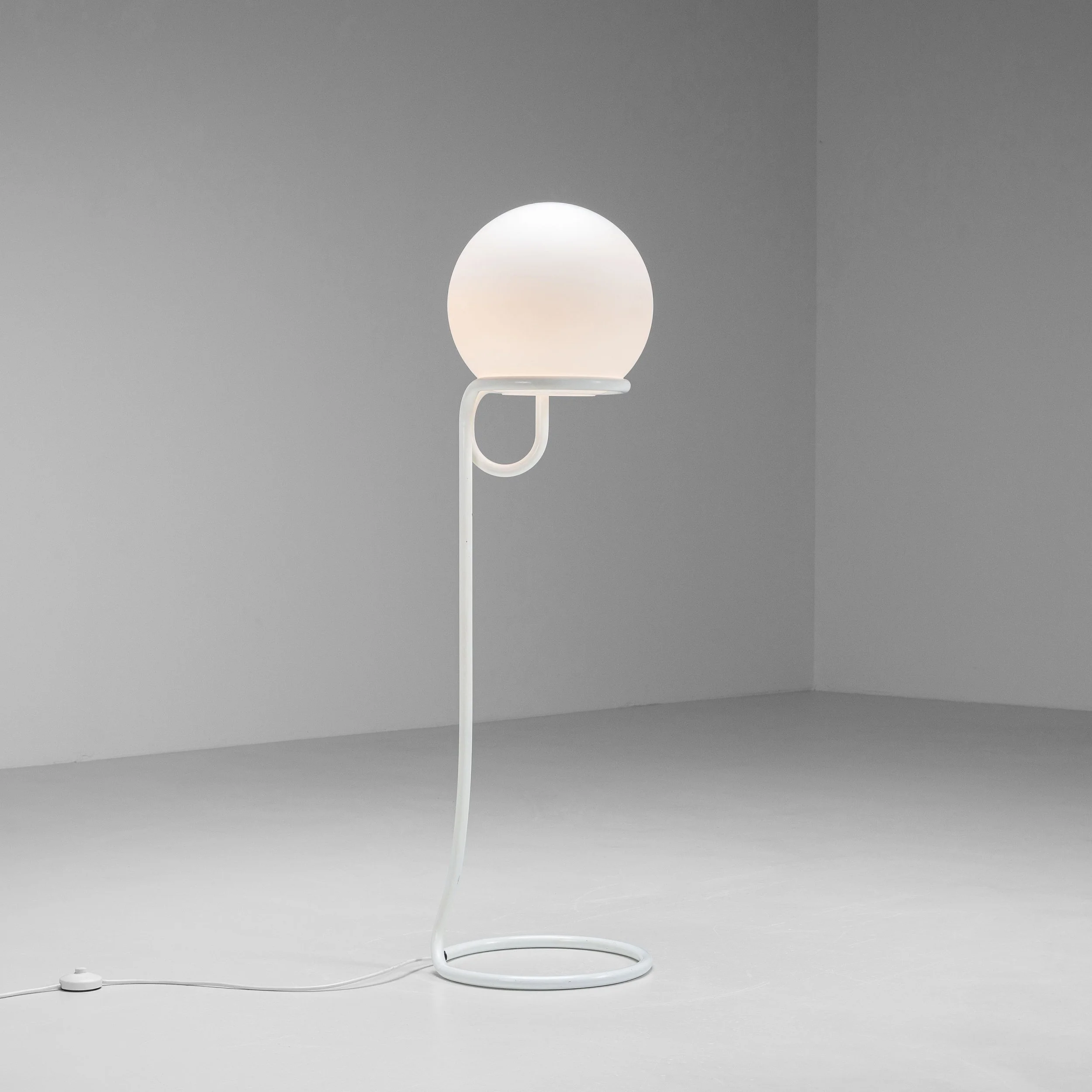 Globe floor lamp by Aldo van den Nieuwelaar