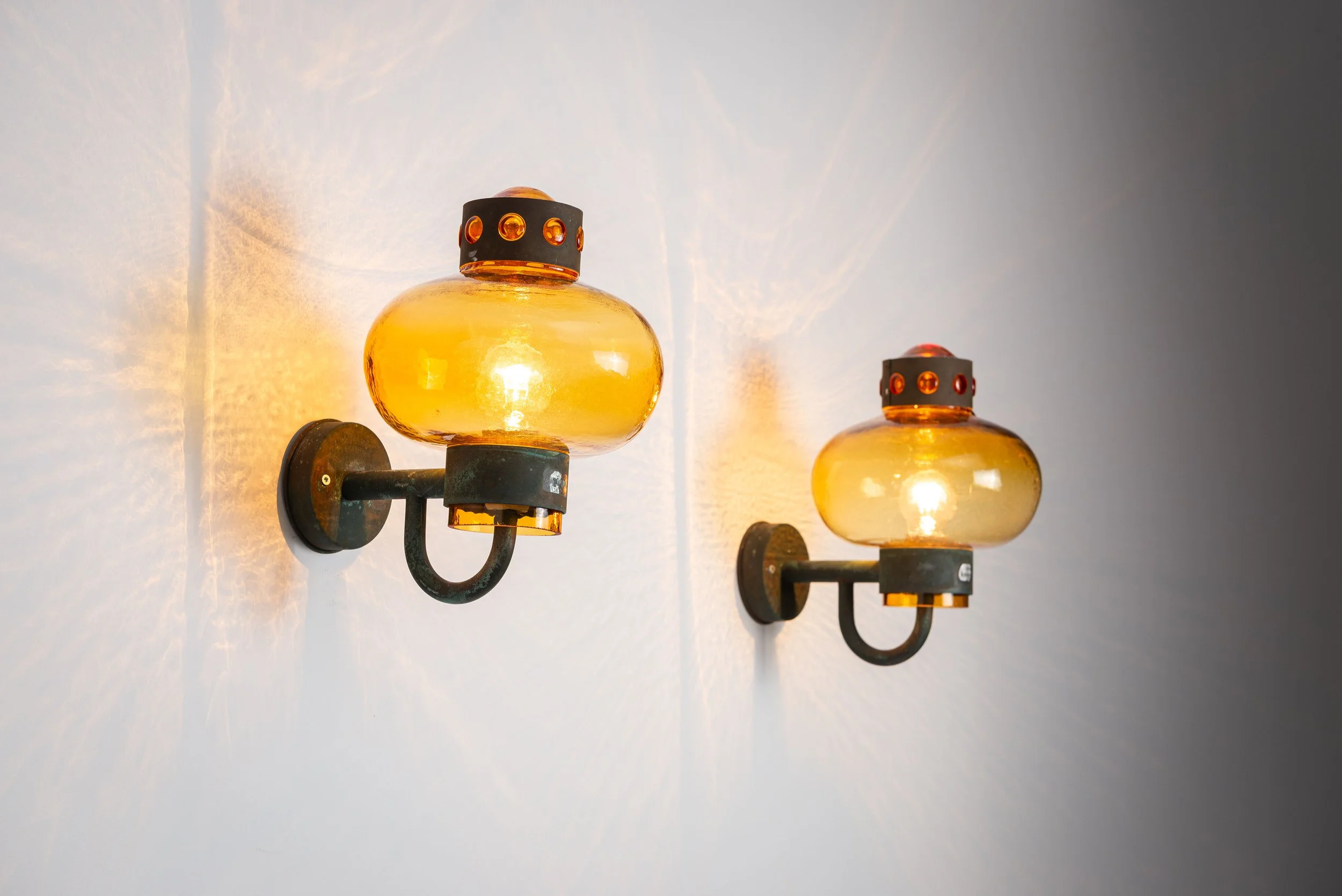 brasslampdecorated01.jpg