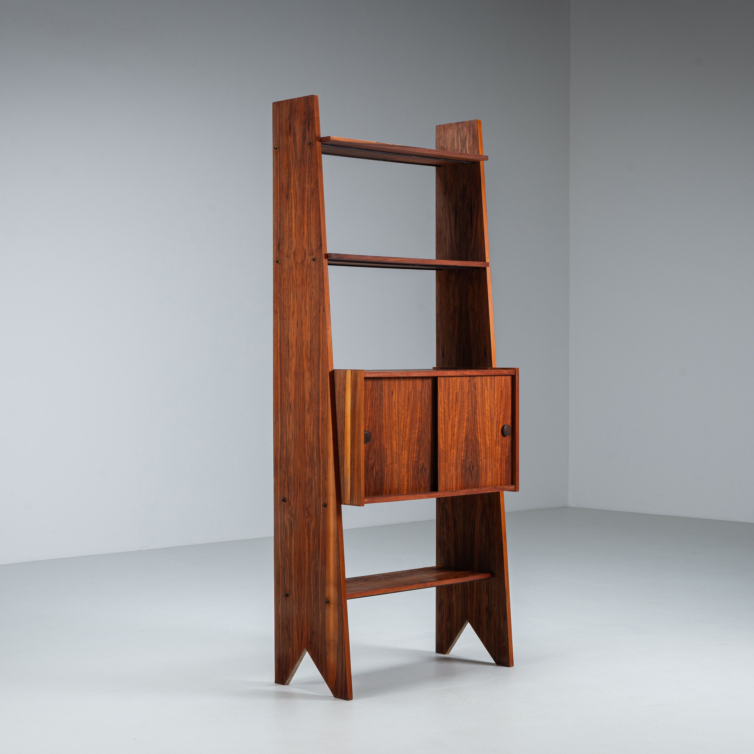Italian bookcase with three shelves and storage