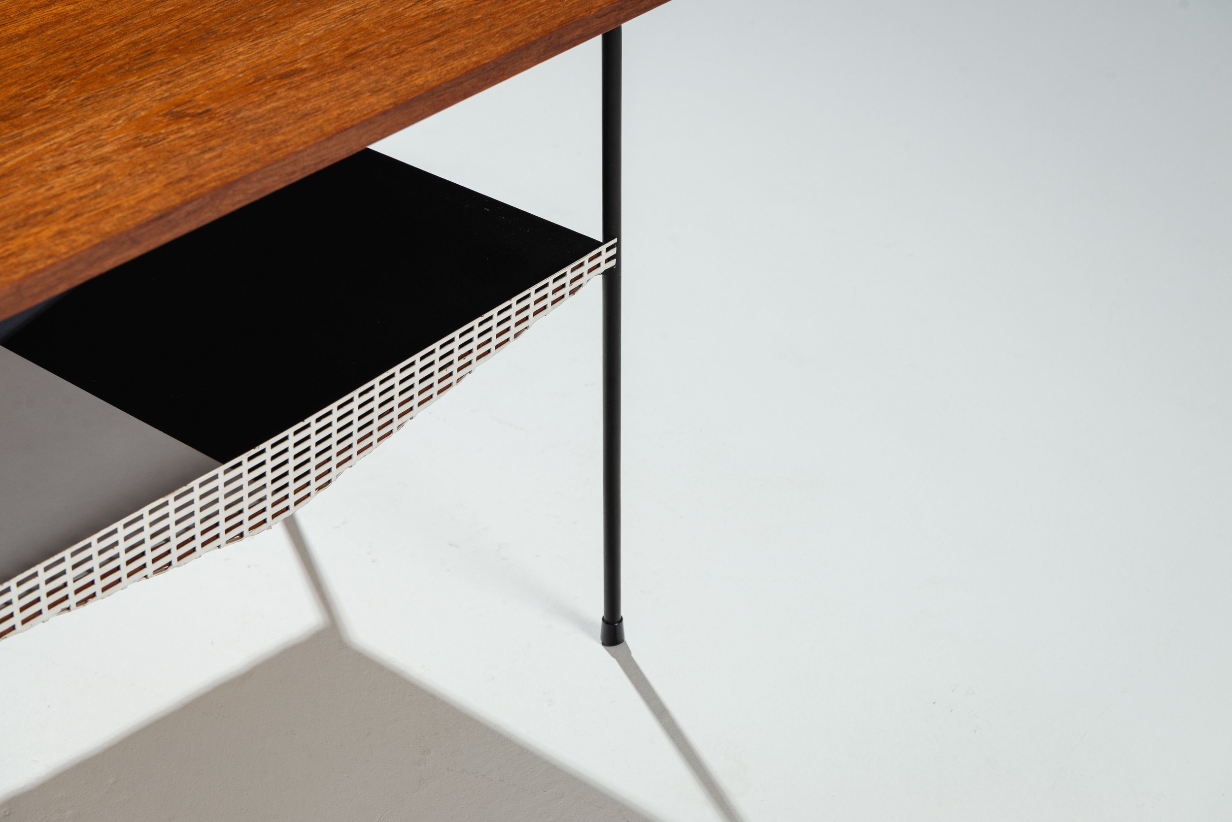 sidetable-09.jpg