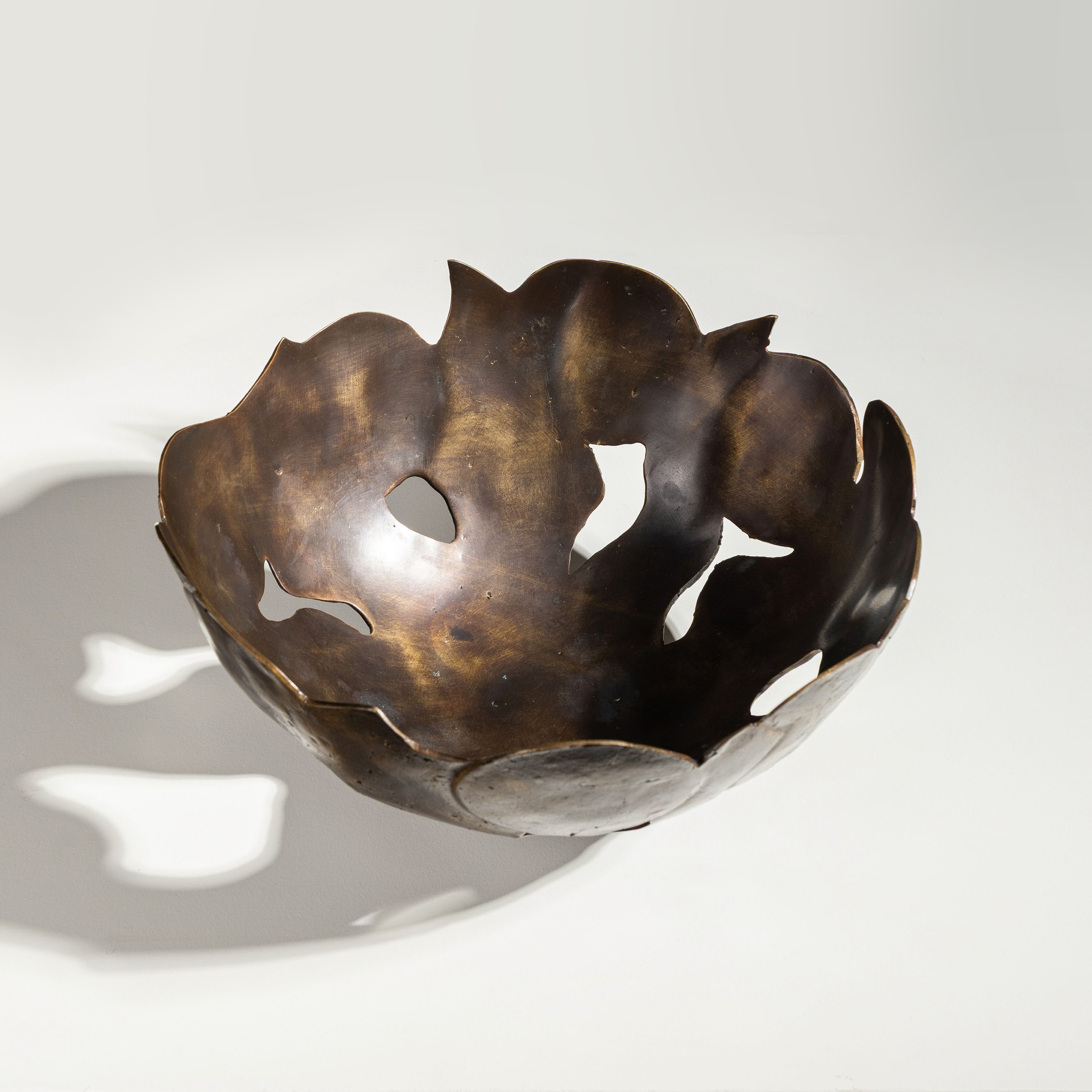 Solid brass decorated fruitbowl