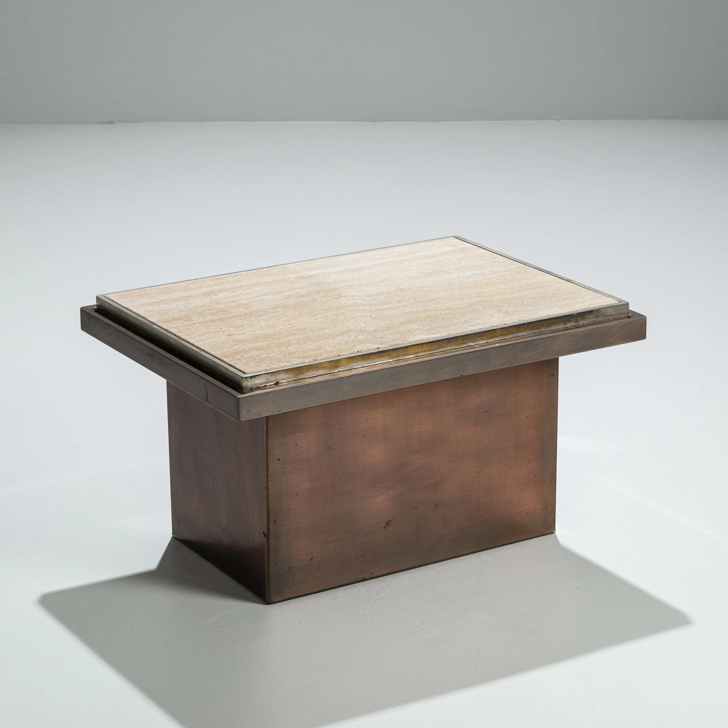 Belgochrom coffeetable in polished metal and travertin