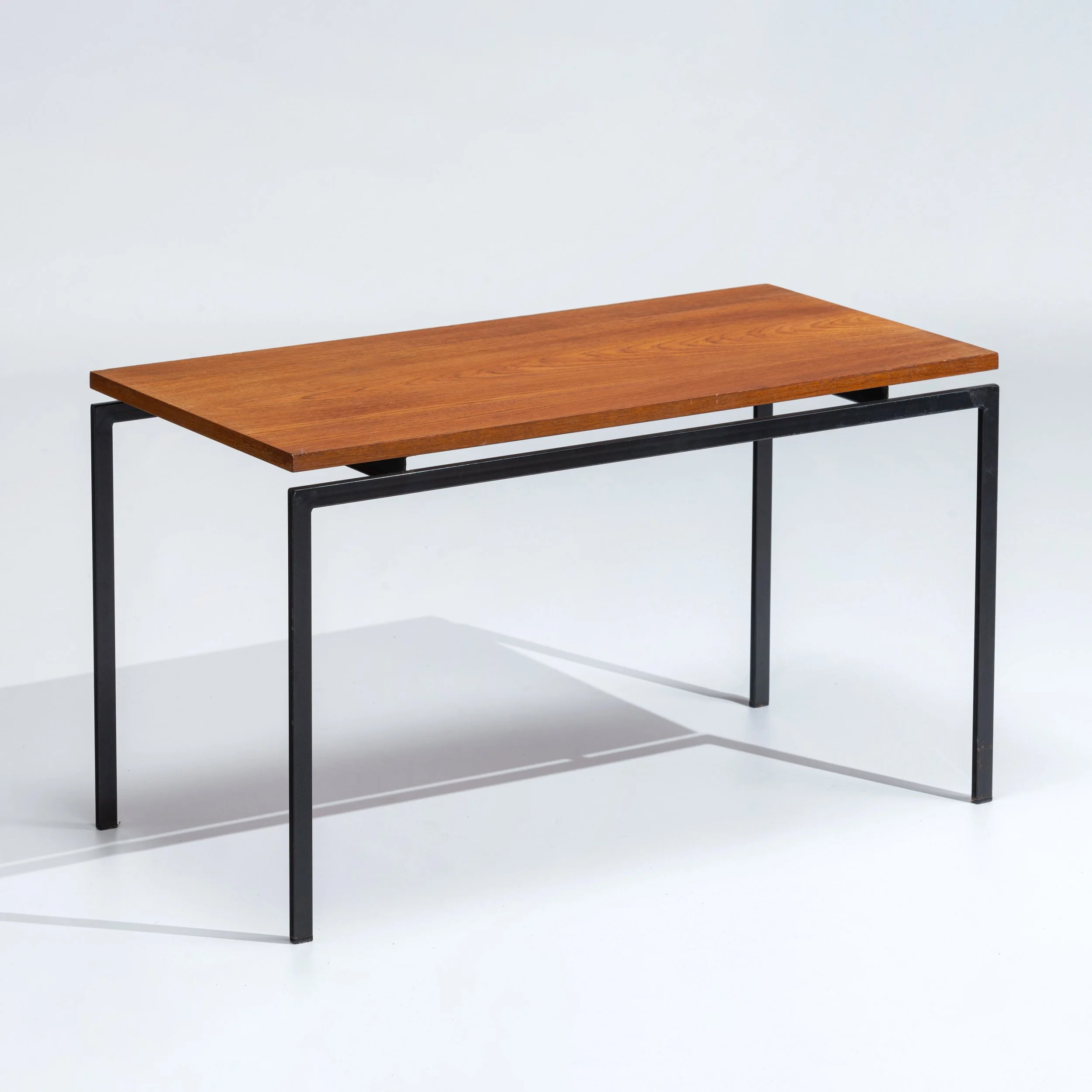 pastoesalontafel.jpg