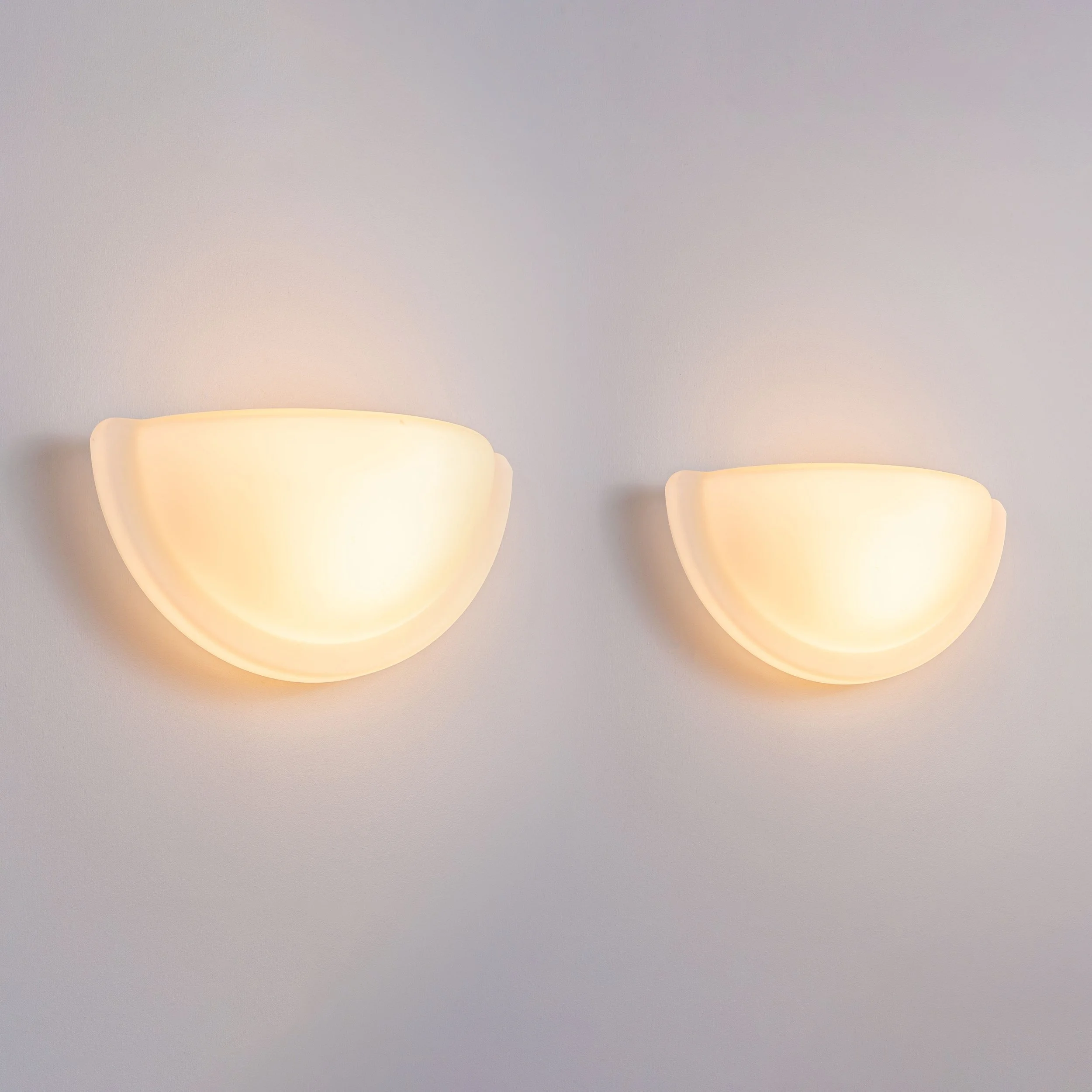 putzlerhalfrondwandlamp.jpg
