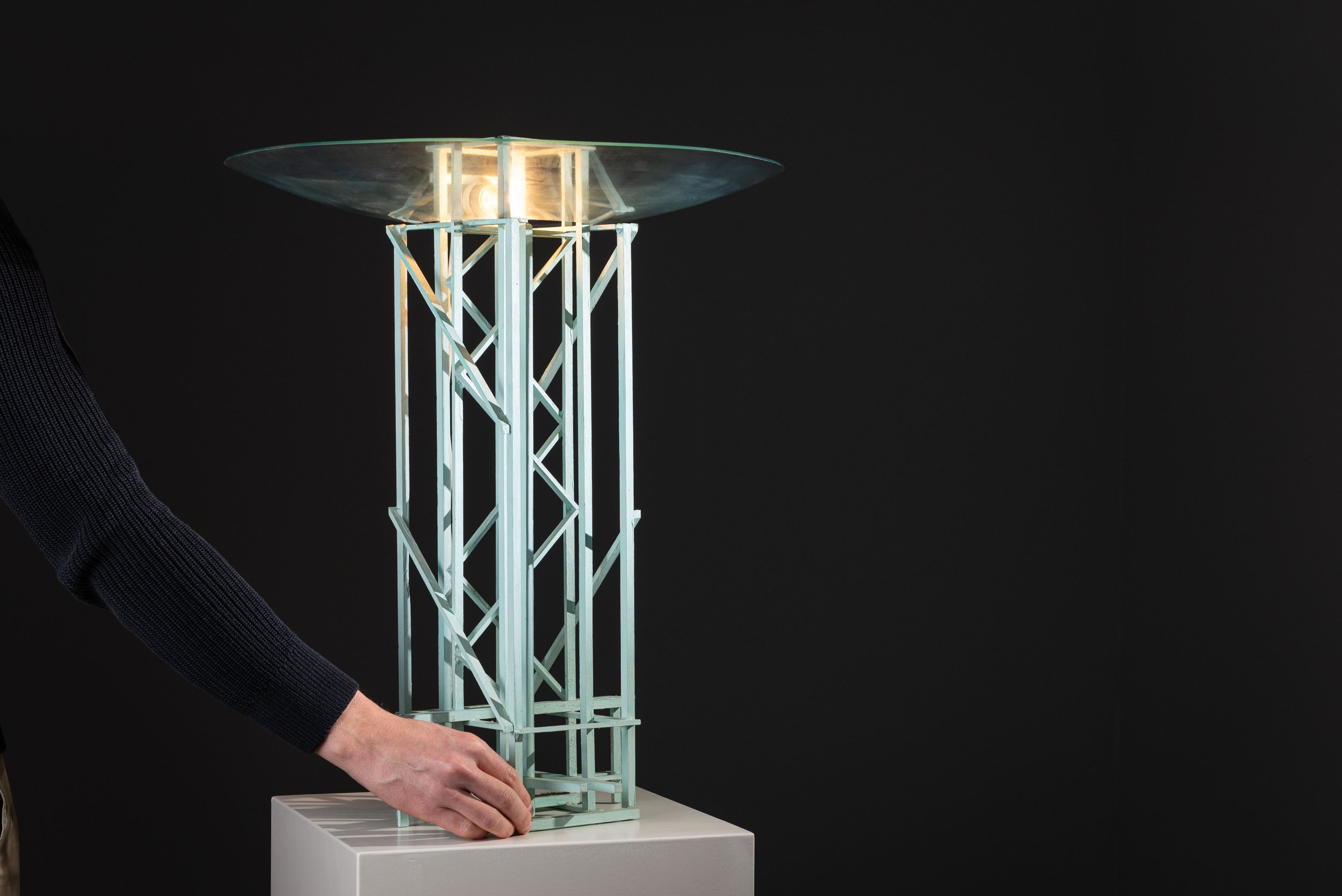 constructivisttablelamp11.jpg