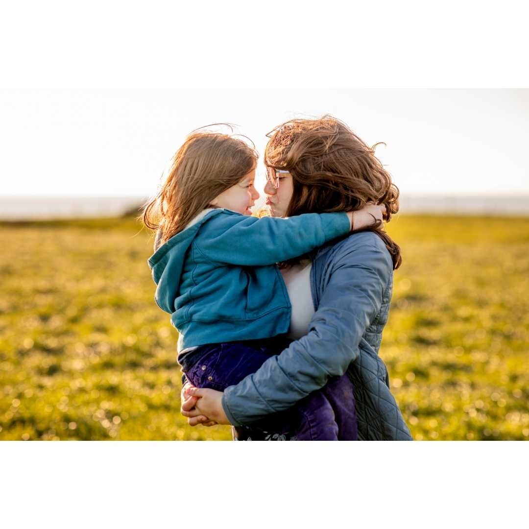 Sisters 💕💕💕 ​​​​​​​​
​​​​​​​​
​​​​​​​​
Family photographer in Houston 🇺🇲​​​​​​​​
Captured during a Day in The Life session 😊​​​​​​​​
​​​​​​​​
​​​​​​​​
#houstonfamilyphotographer #katyfamilyphotographer #ヒューストン日本人フォトグラファー #documentaryfamilyphoto