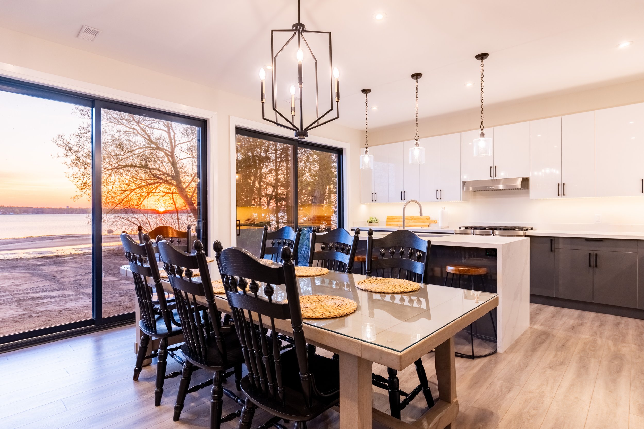 Air BNB Inside-13.jpg