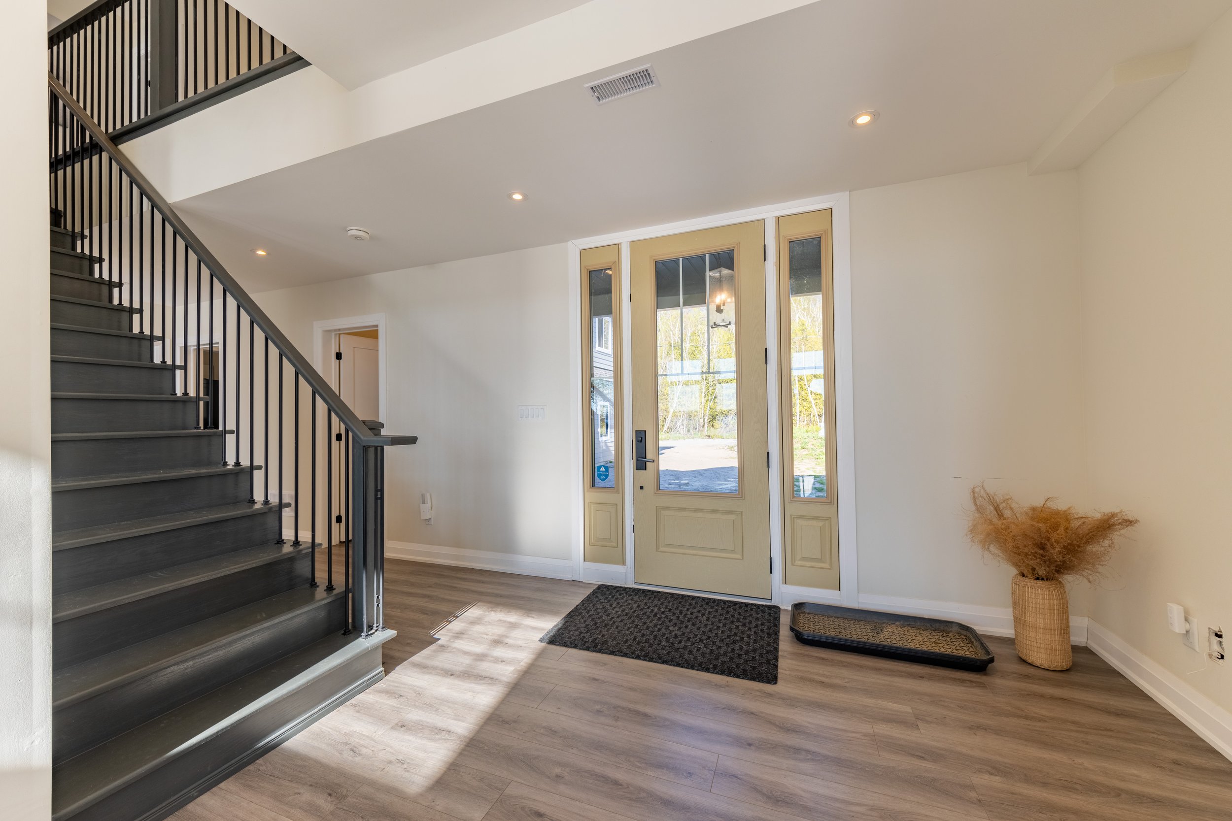 Air BNB Inside-1.jpg