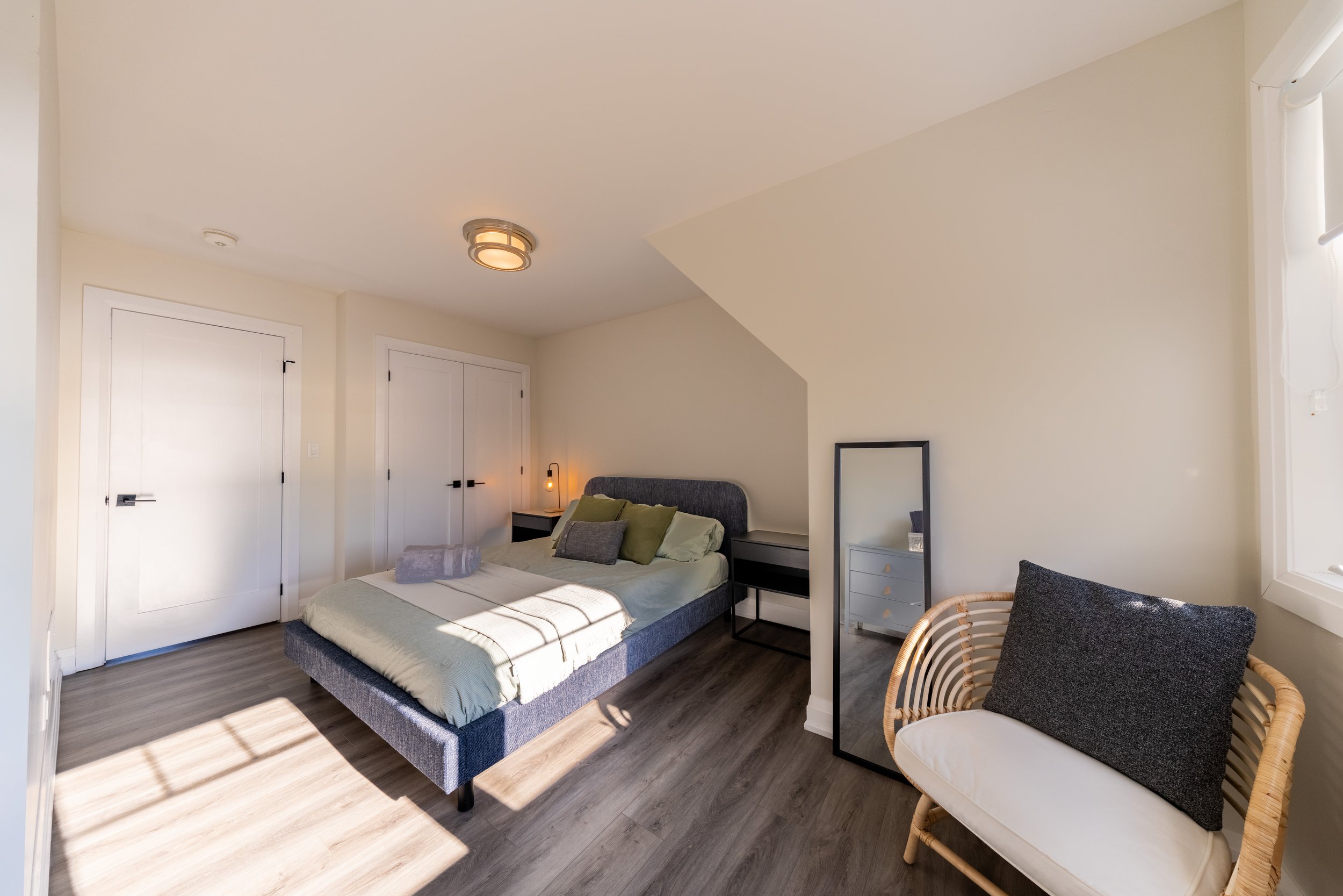 Queen Size Accommodation With Fresh Linens