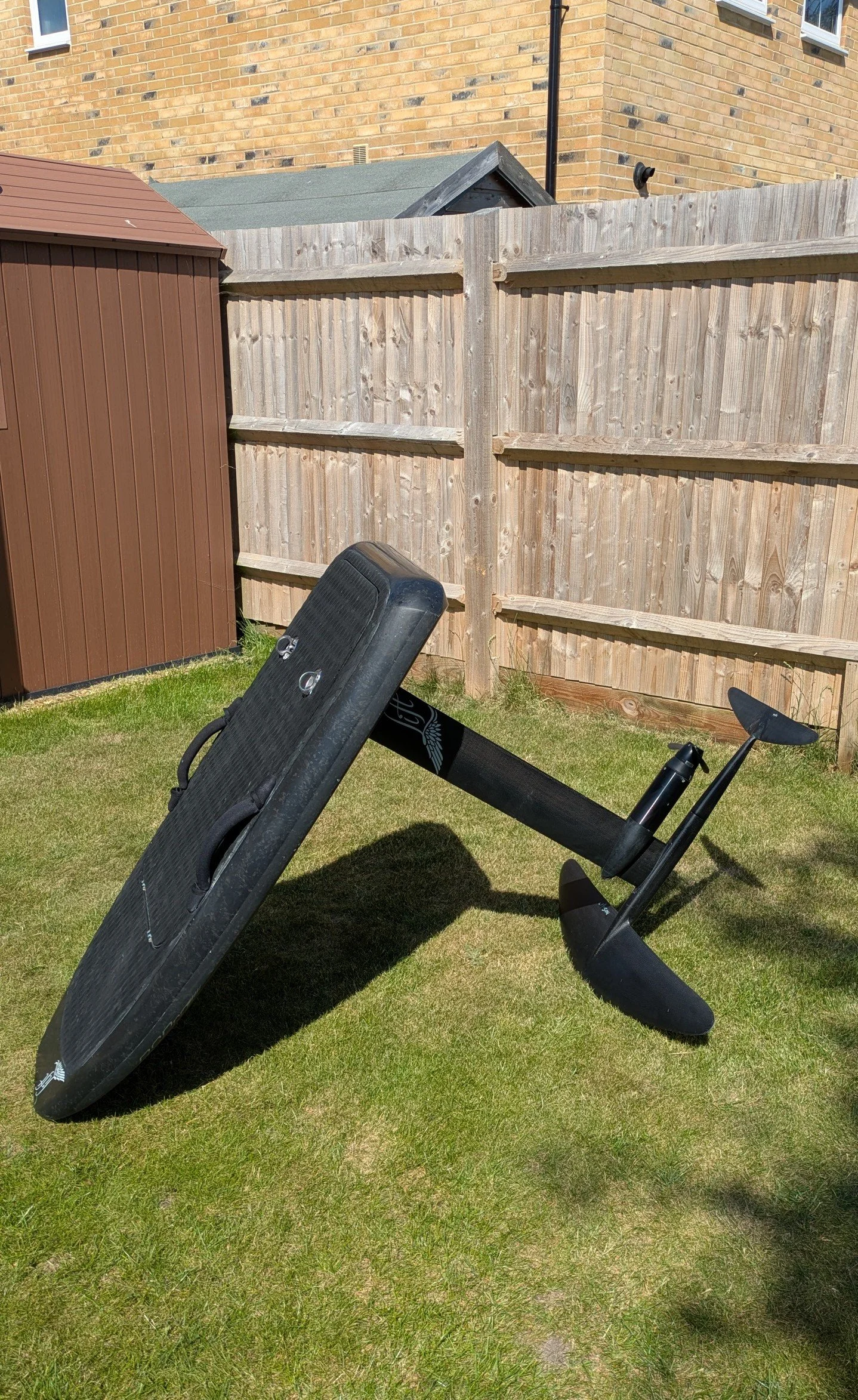 LIFT3 Carbon Black 4ft 2 Pro efoil side view
