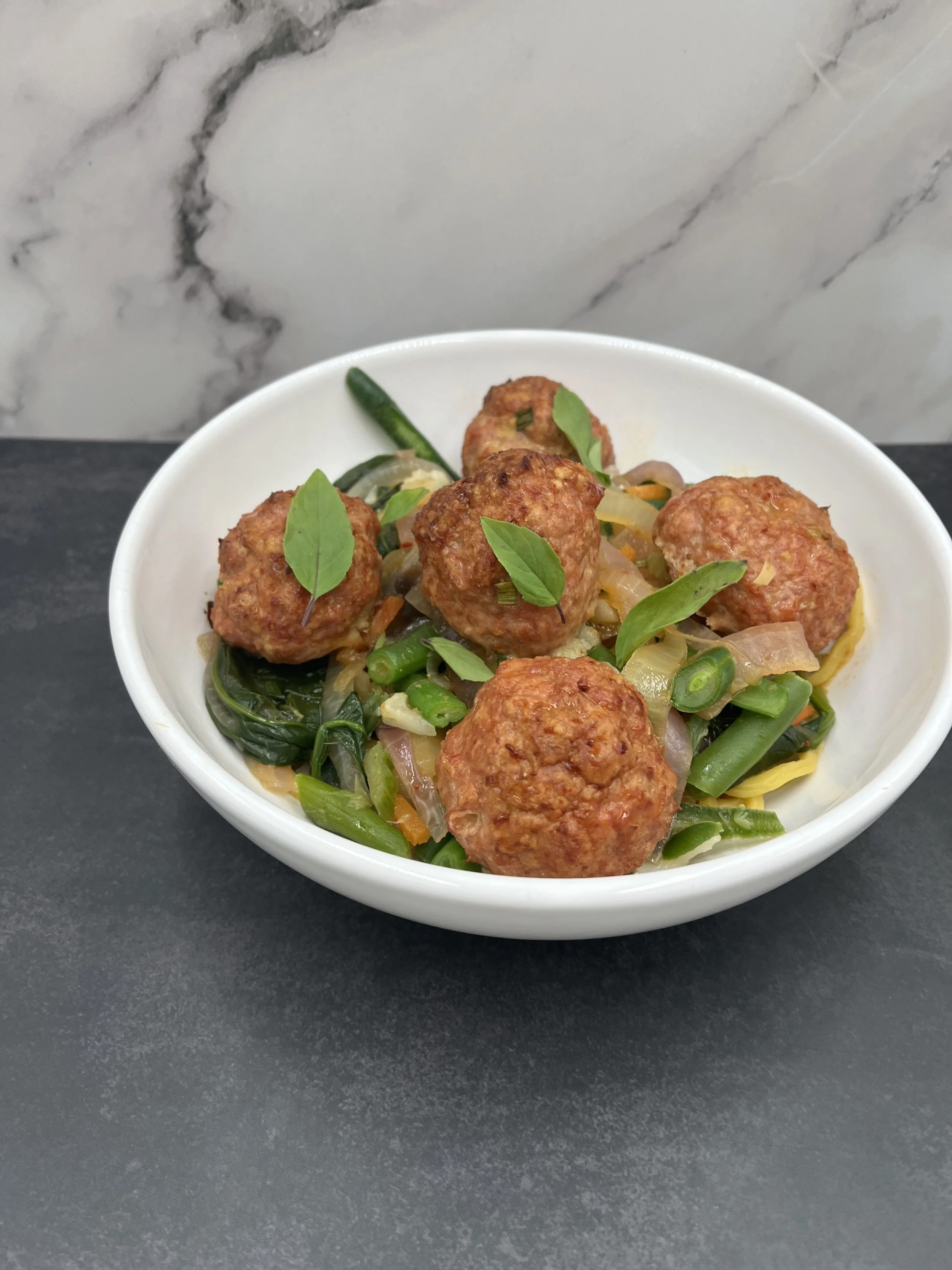 Meatballs in Curry Sauce