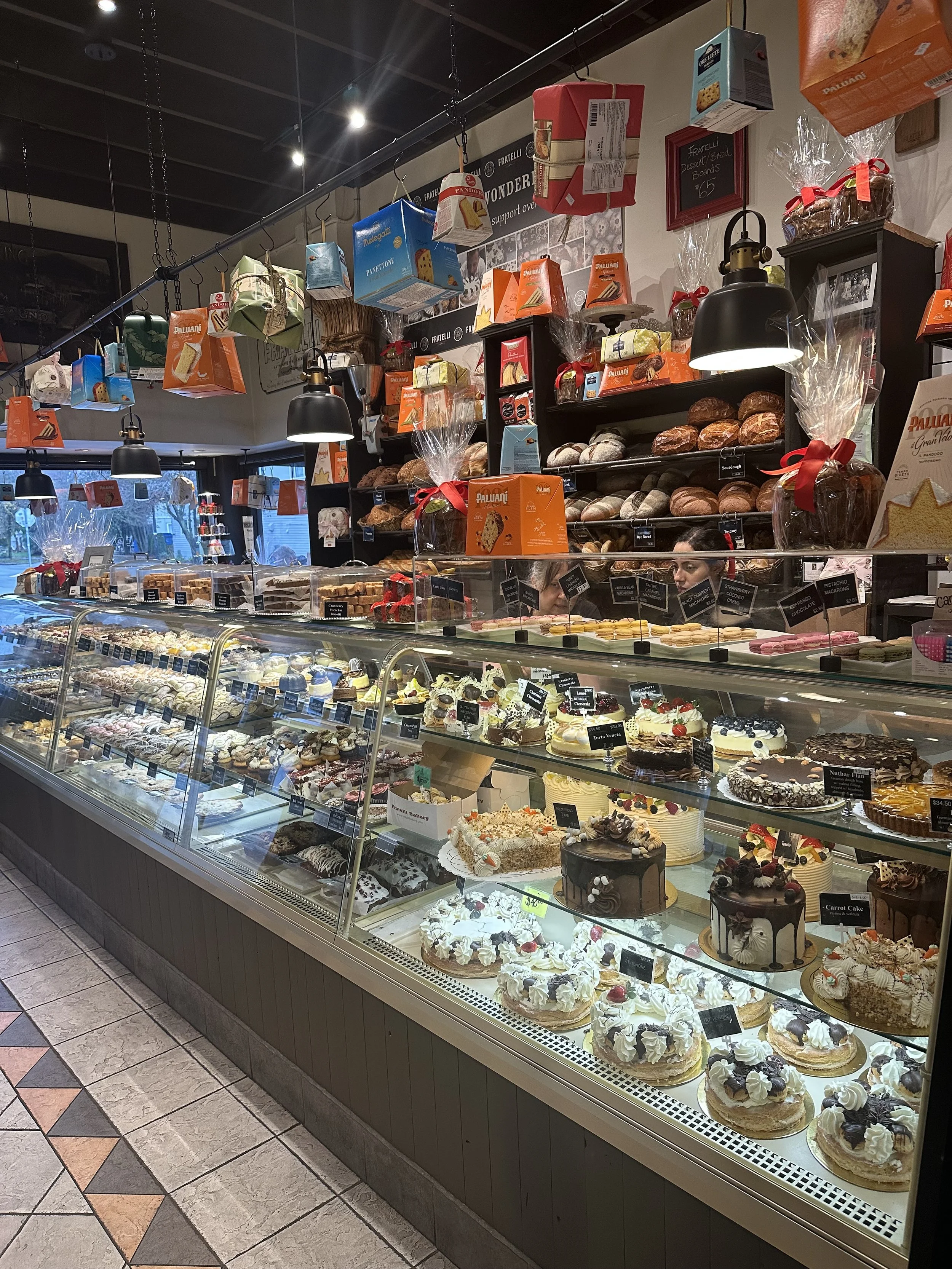 Fratelli Italian Bakery