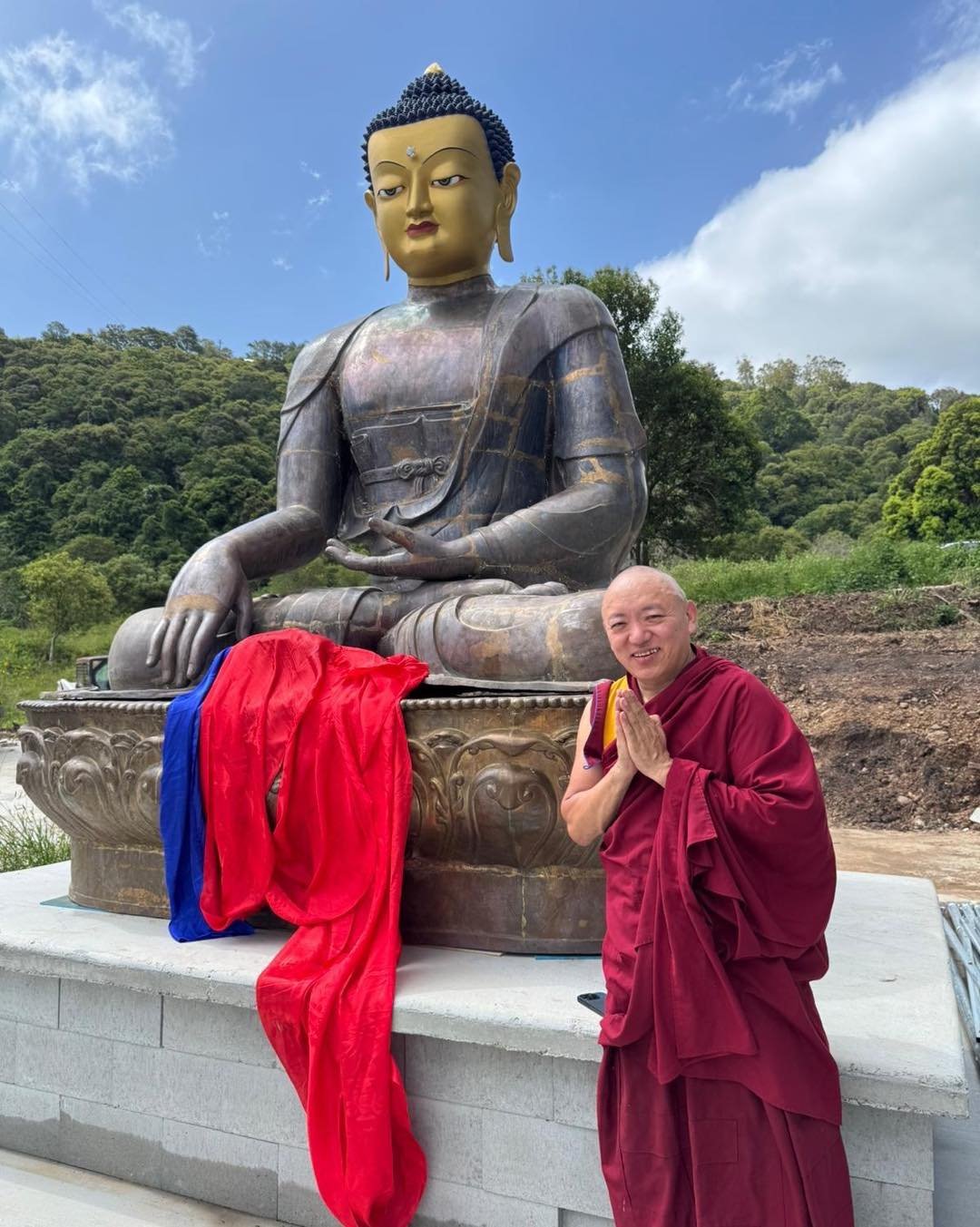 🪷 Special Heart Sutra Retreat with Geshe Tsultrim 🪷
26–28 July | Chokhor Duchen Weekend
Join us for a very special three-day retreat in honour of Chokhor Duchen, celebrating the Buddha’s first turning of the wheel of Dharma.
Under th