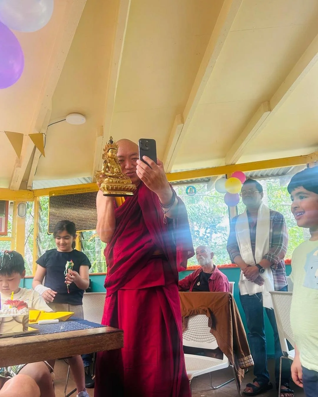 ✨ Yesterday&rsquo;s birthday celebration for our kind and beloved resident teacher, Geshe Tsultrim, was filled with joy, warmth, and deeply touching moments. 

A truly special highlight was when Geshela&rsquo;s teacher, Thamtog Rinpoche, called from 