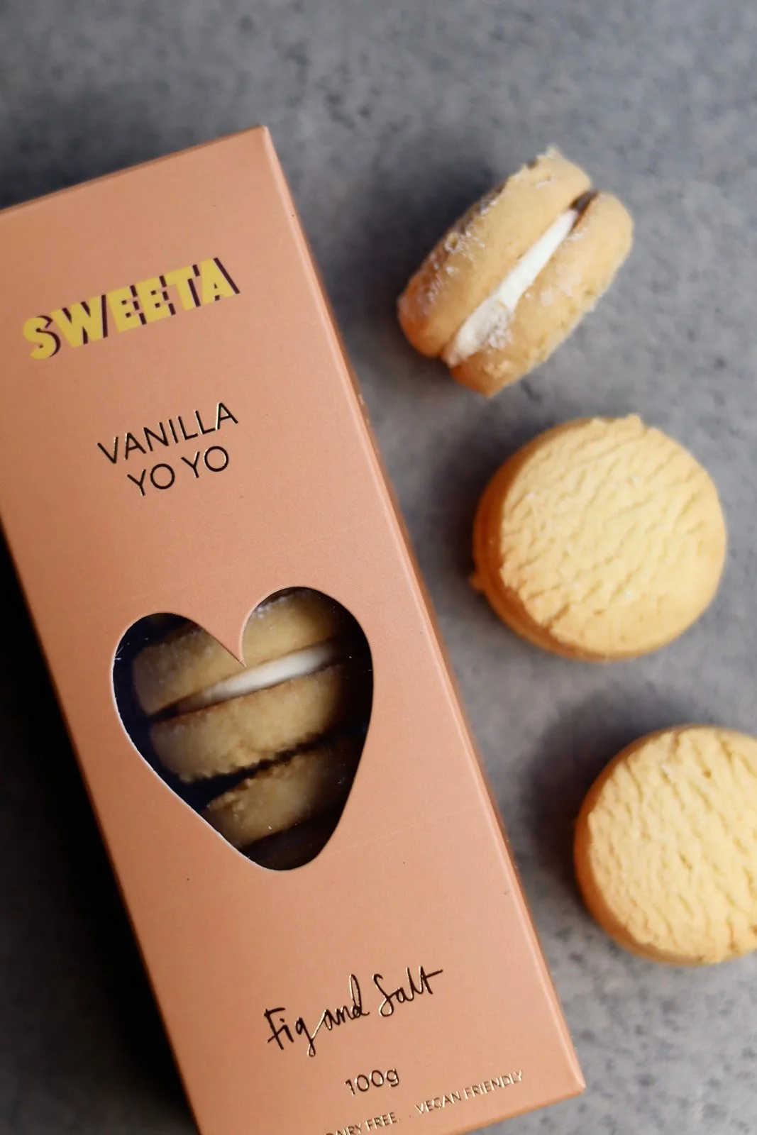 Vanila-yoyo-cookies-luxe-cookies