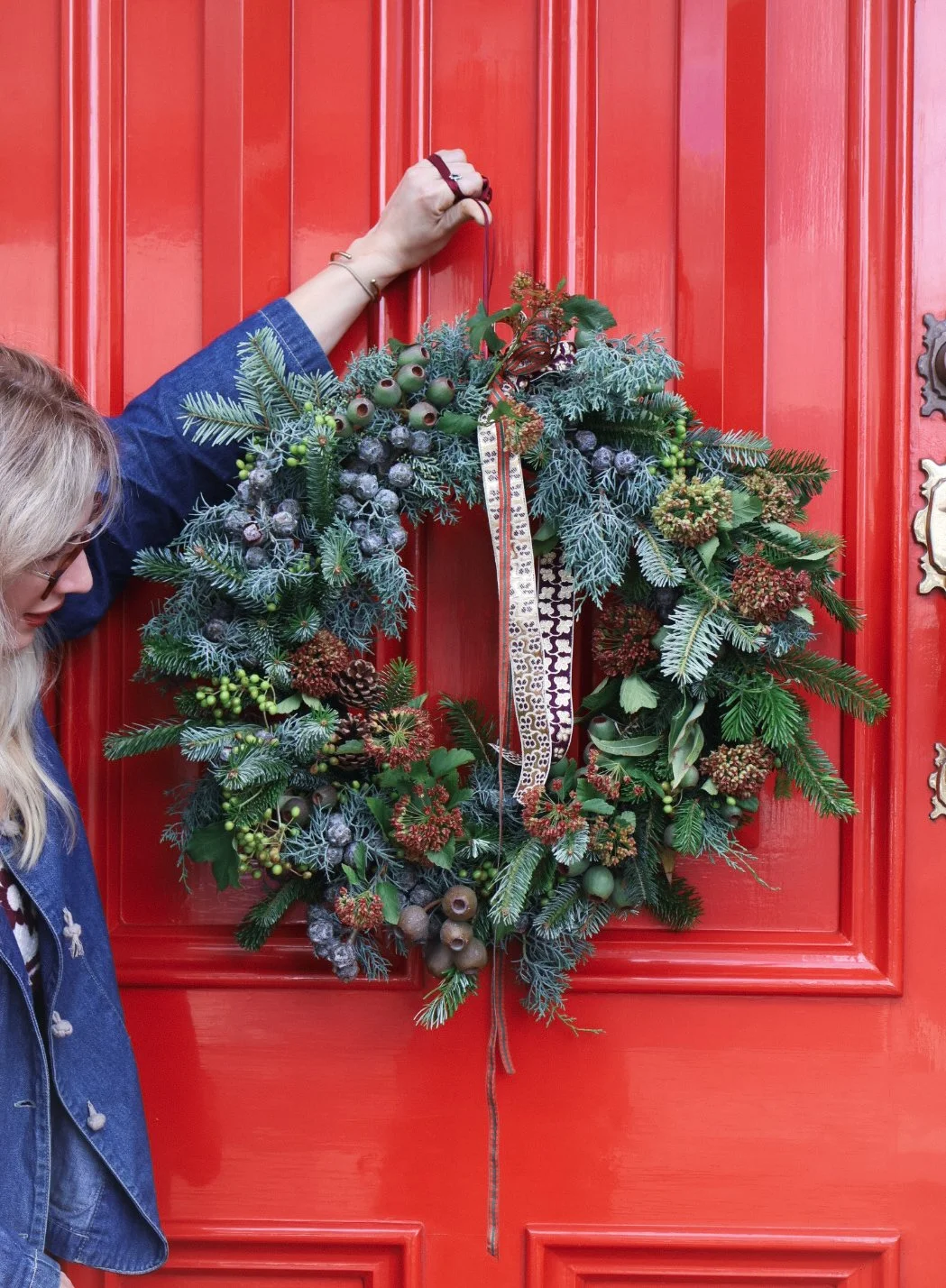 Christmas_wreath_fresh_christmas_wreath_Christmas_flowers_pash_flowers