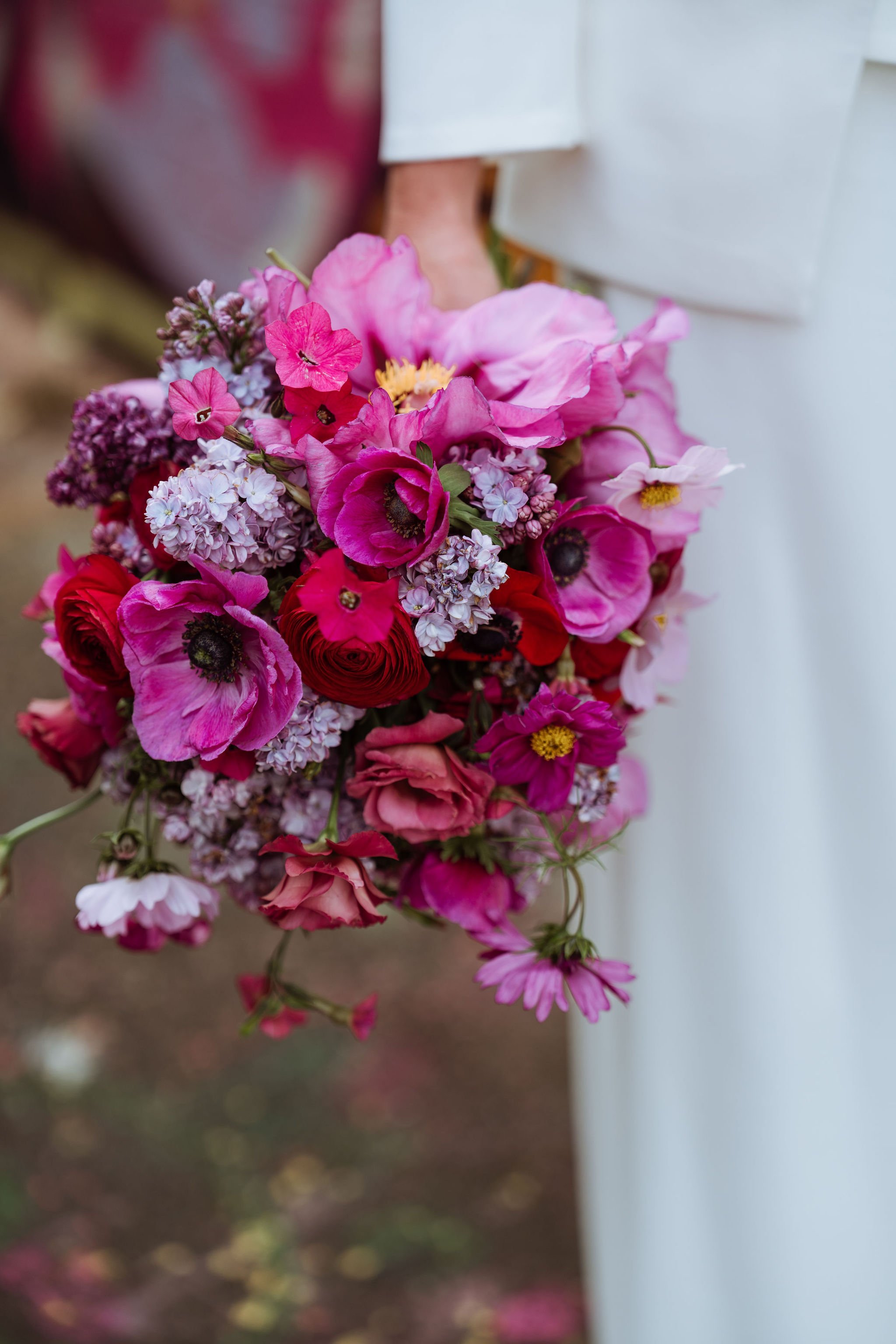 How to Choose Your Wedding Flowers: Colour, Season &amp; Style